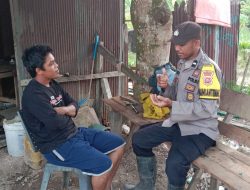 Piket Polsek Delang melaksanakan Silaturahmi ke warga masyarakat