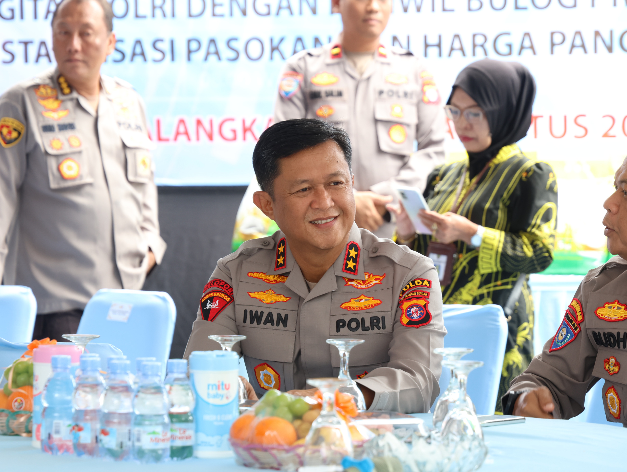 Kick-Off Gerakan Pangan Murah Bersama Bulog, Kapolda Kalteng: Wujud Nyata Polri Untuk Masyarakat