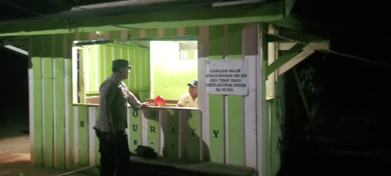 Personil Polsek lamandau Patroli dan Sambang Pos Satpam Perusahaan