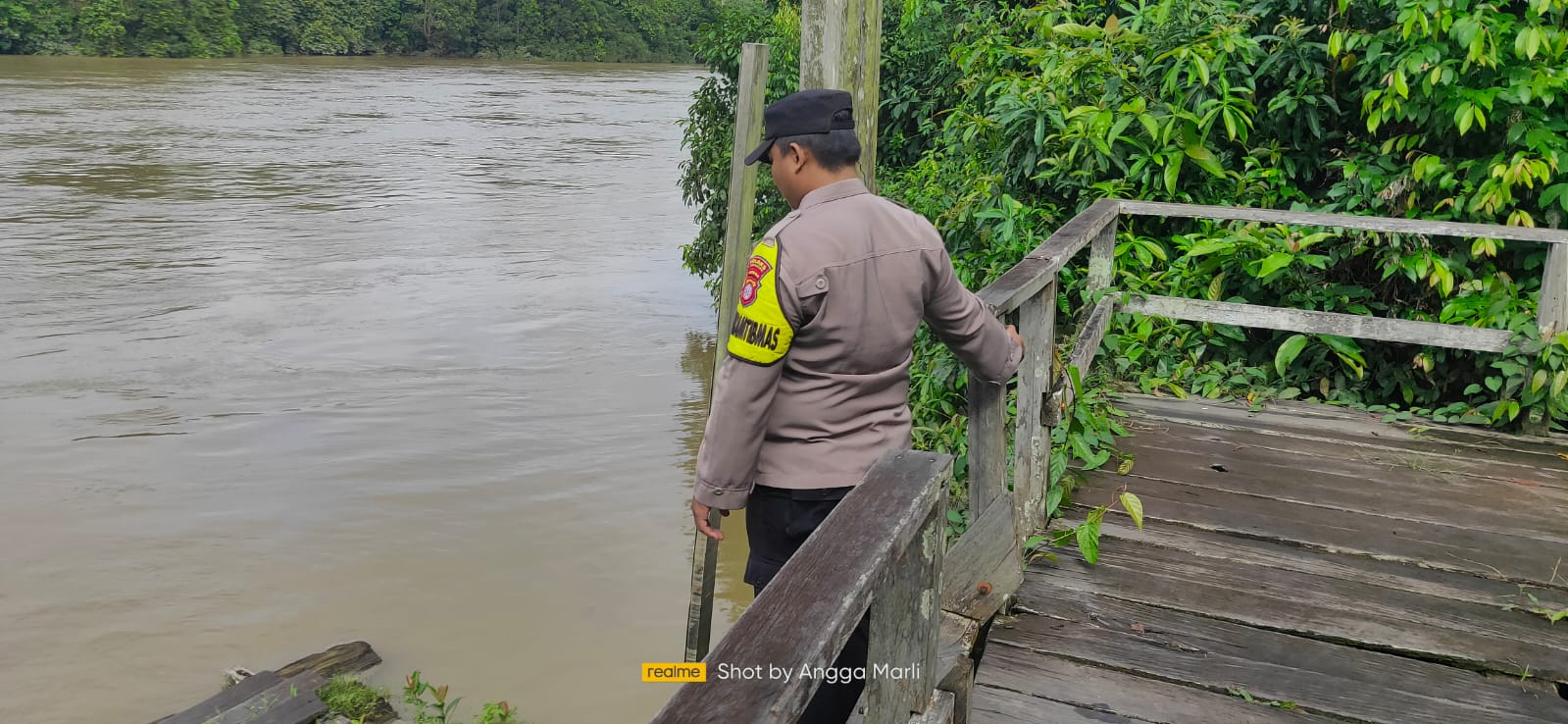 Piket Polsek Cek Debit Air Sungai Lamandau
