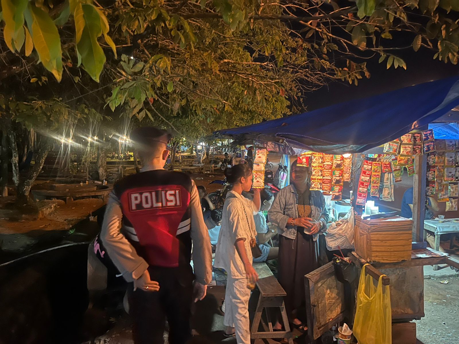 Sat Samapta Polres Lamandau Patroli Malam Hari, Jaga Kamtibmas dan sambang sejumlah Tempat