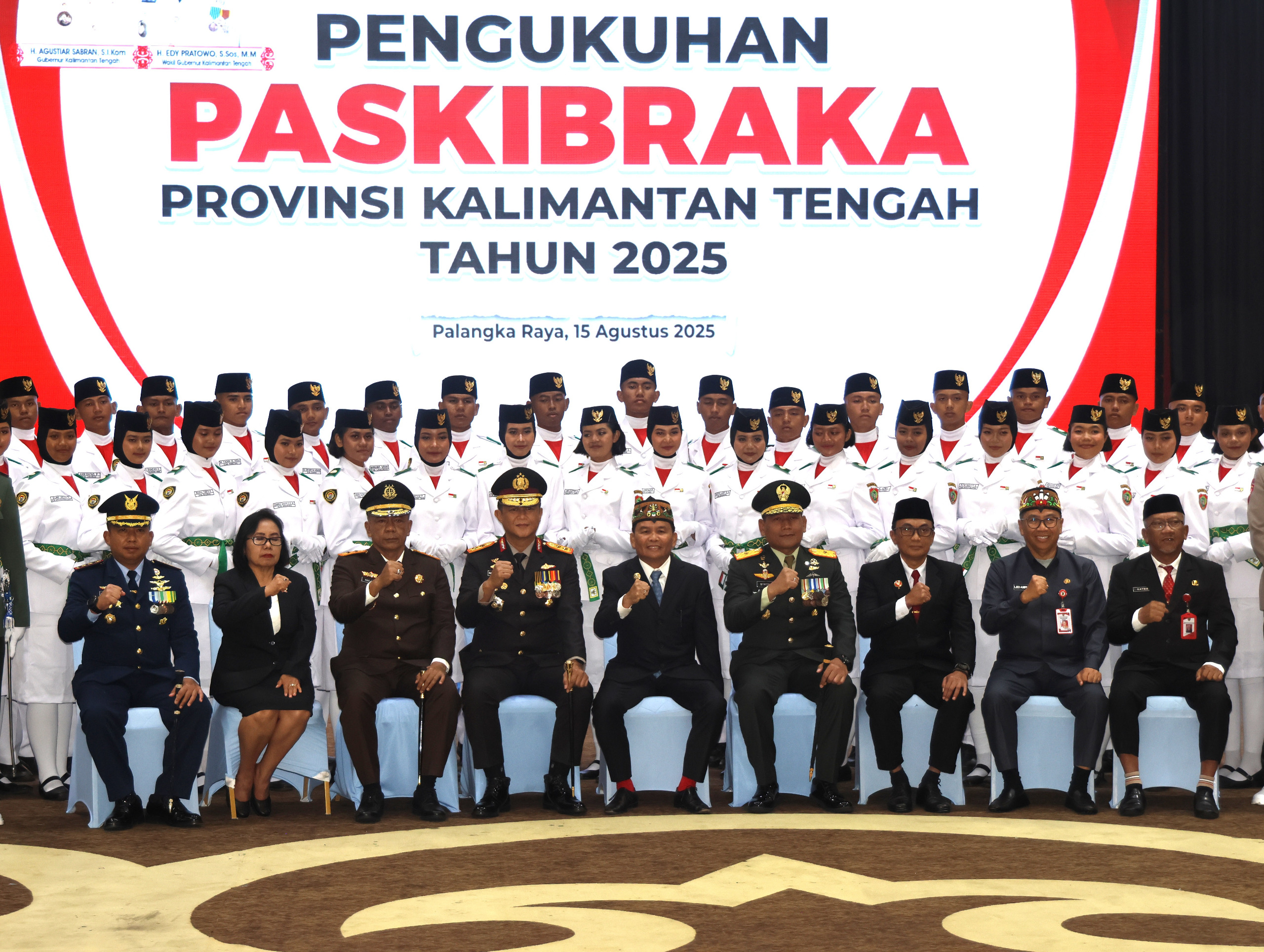 Jelang HUT RI ke-80, Kapolda Kalteng Hadiri Pengukuhan Paskibraka Provinsi Kalteng di Kantor Gubernur