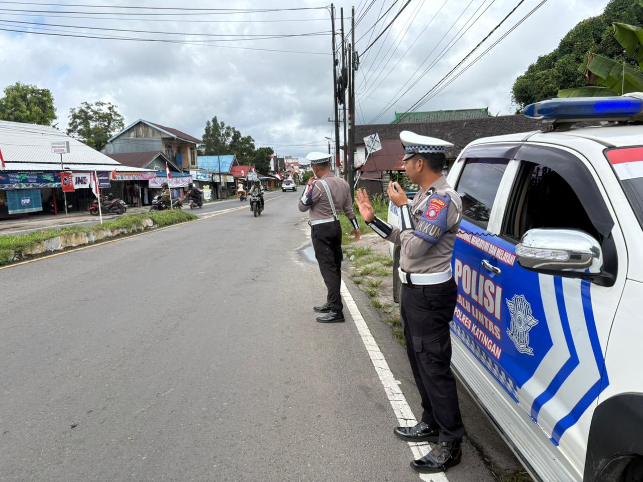 *PENLING,* Satlantas Polres Katingan Penyuluhan Keliling Kepada Para Pengendara