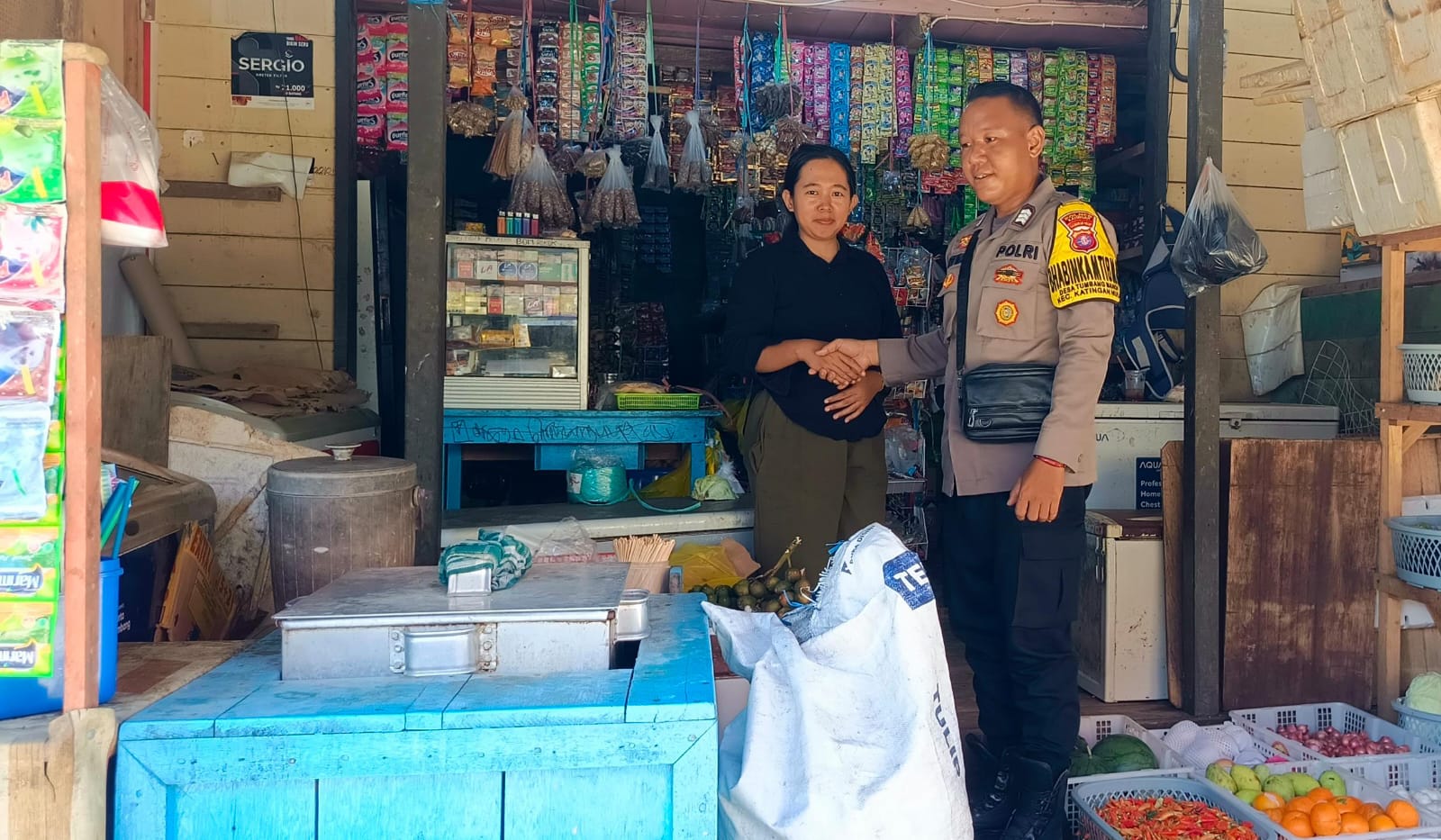 BHABINKAMTIBMAS POLSEK KATINGAN HULU MELAKSANAKAN SAMBANG KEPADA WARGA MASYARAKAT