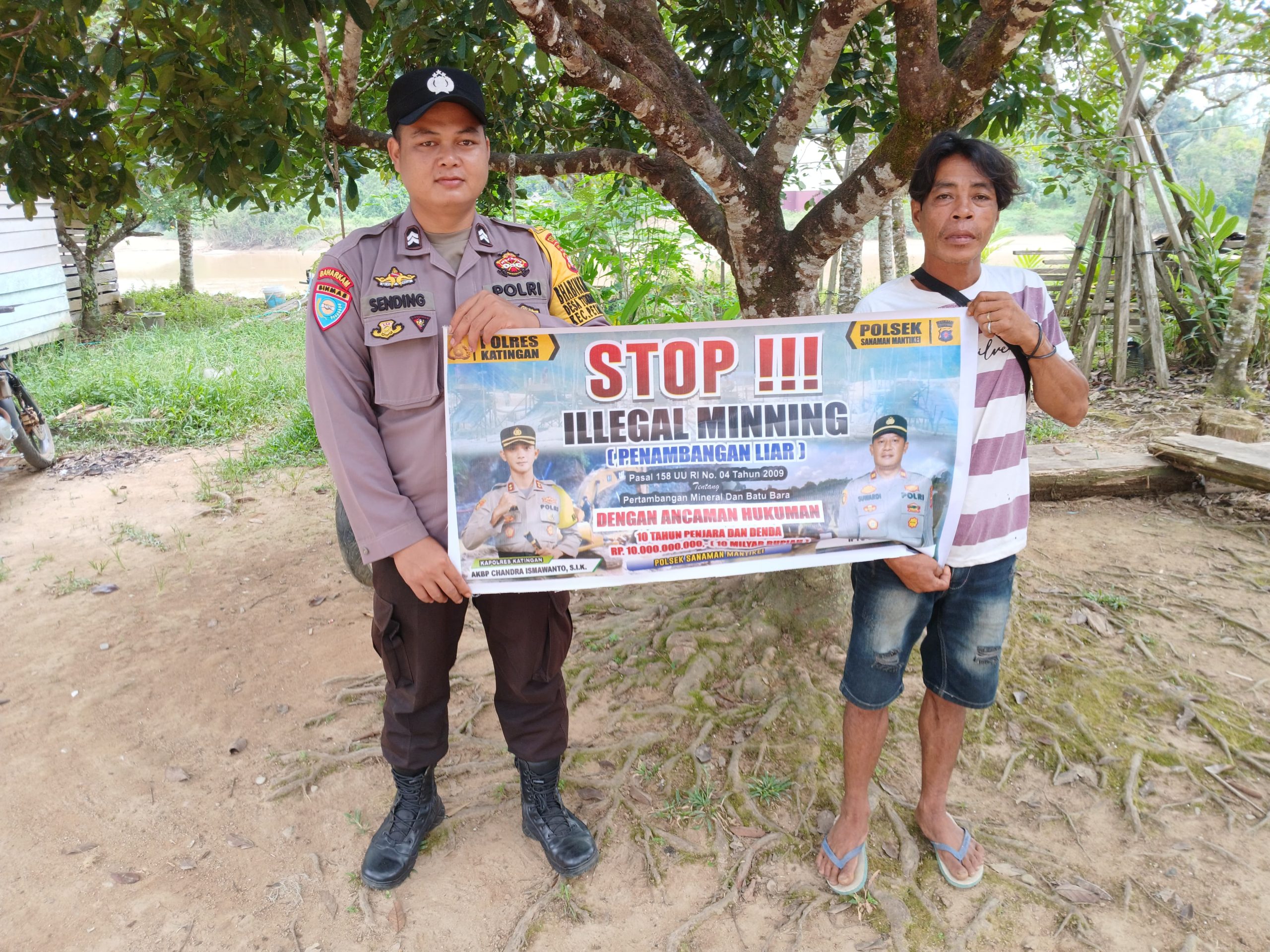 Bhabinkamtibmas Desa Tumbang Baraoi Sosialisasi tentang larangan Illegal Mining.