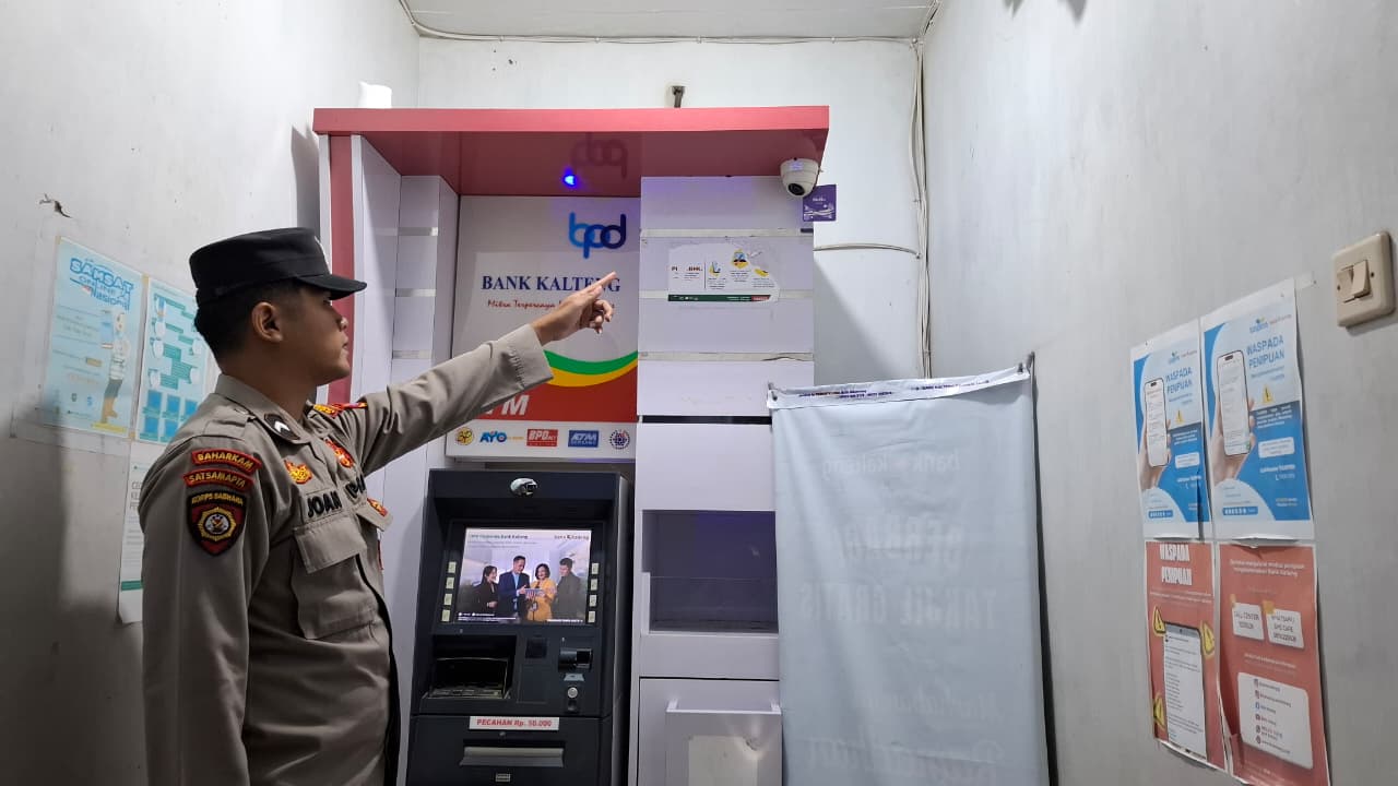 Piket Polsek Patroli dimalam hari ke Perbankan Atm
