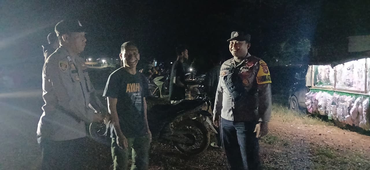 Piket Polsek lamandau melaksanakan Silaturahmi ke masyarakat