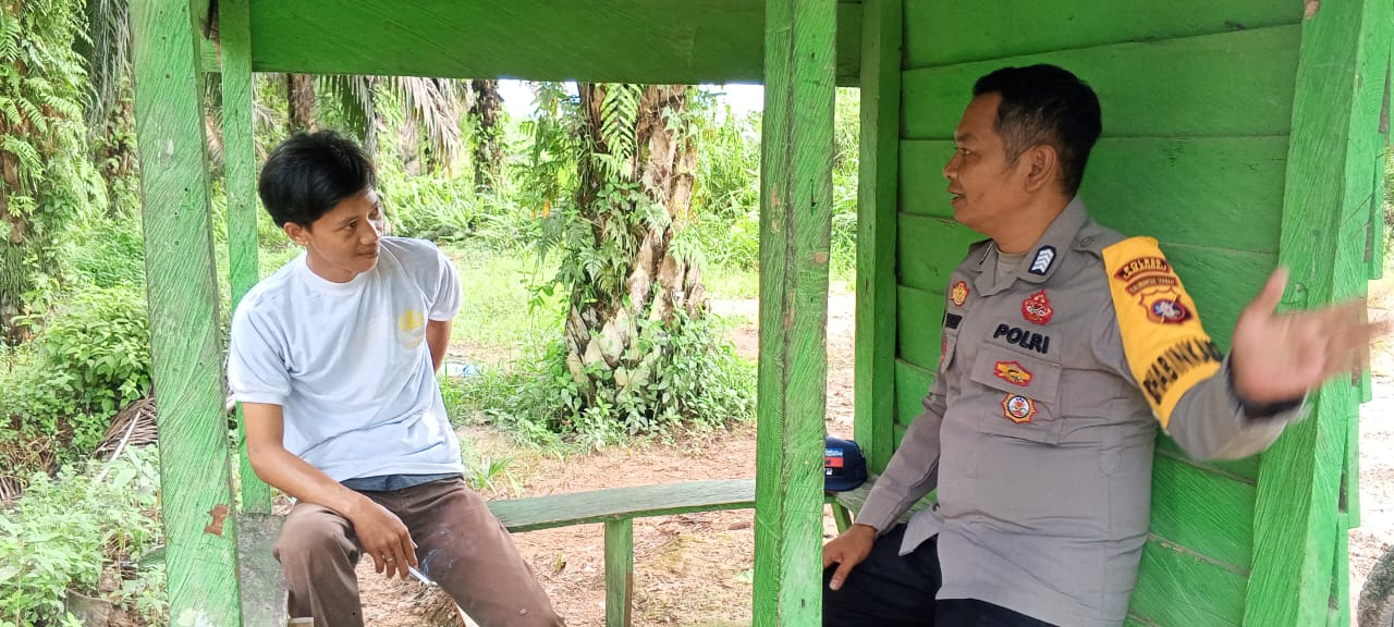 Personil Polsek lamandau Patroli dan Sambang Pos Satpam Perusahaan