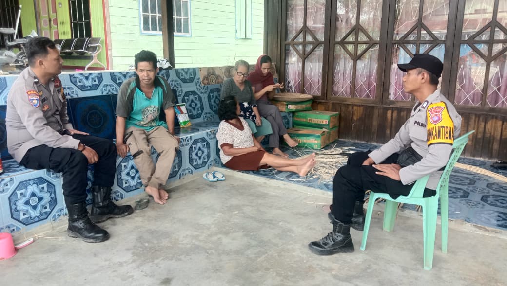 Minggu Kasih, Polsek Gunung Purei Dekatkan Polisi dengan Masyarakat