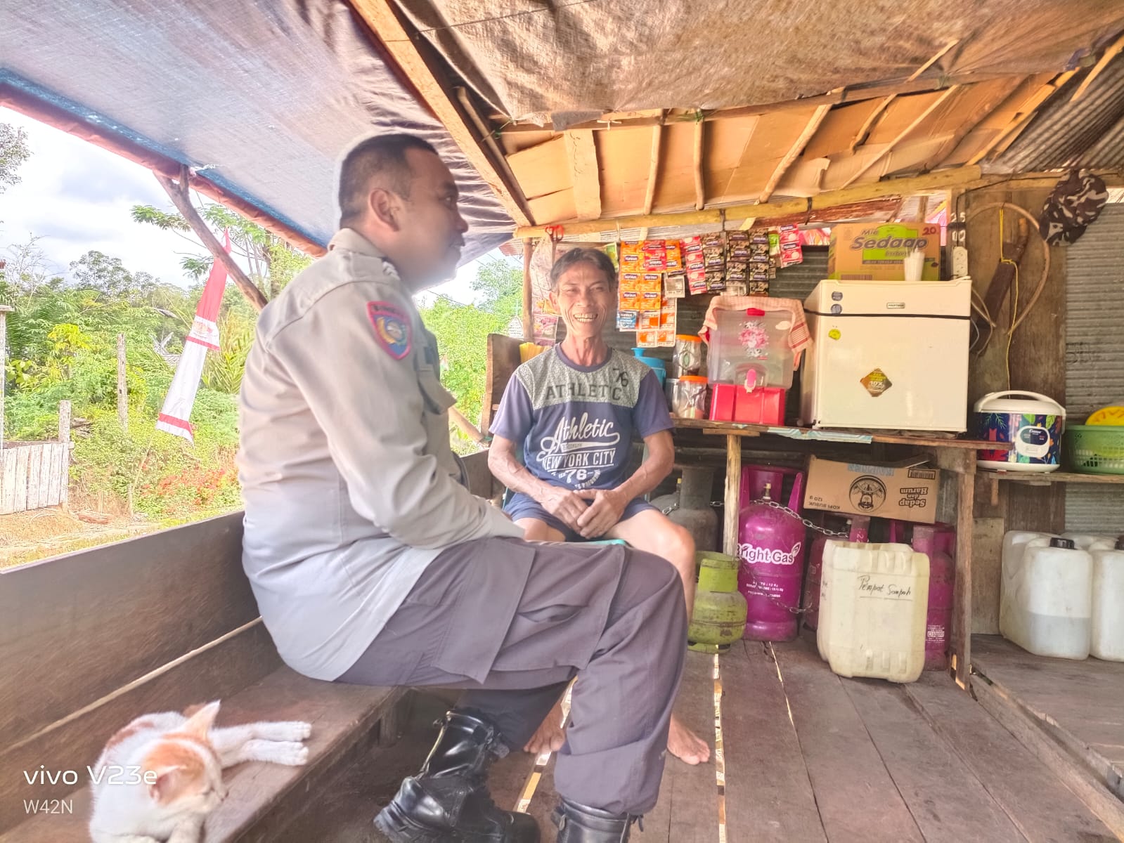 Bhabinkamtibmas Polsek Delang Sosialisasikan tentang Penanggulangan Premanisme Berkedok Ormas