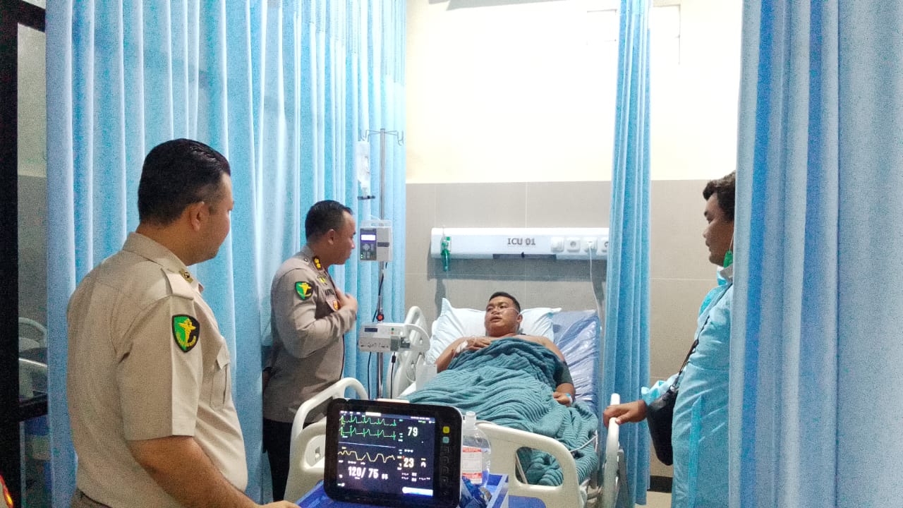 *Rumkit Bhayangkara Polda Kalteng Berikan Pelayanan Maksimal untuk Anggota yang Terluka saat Pengamanan Unjuk Rasa*