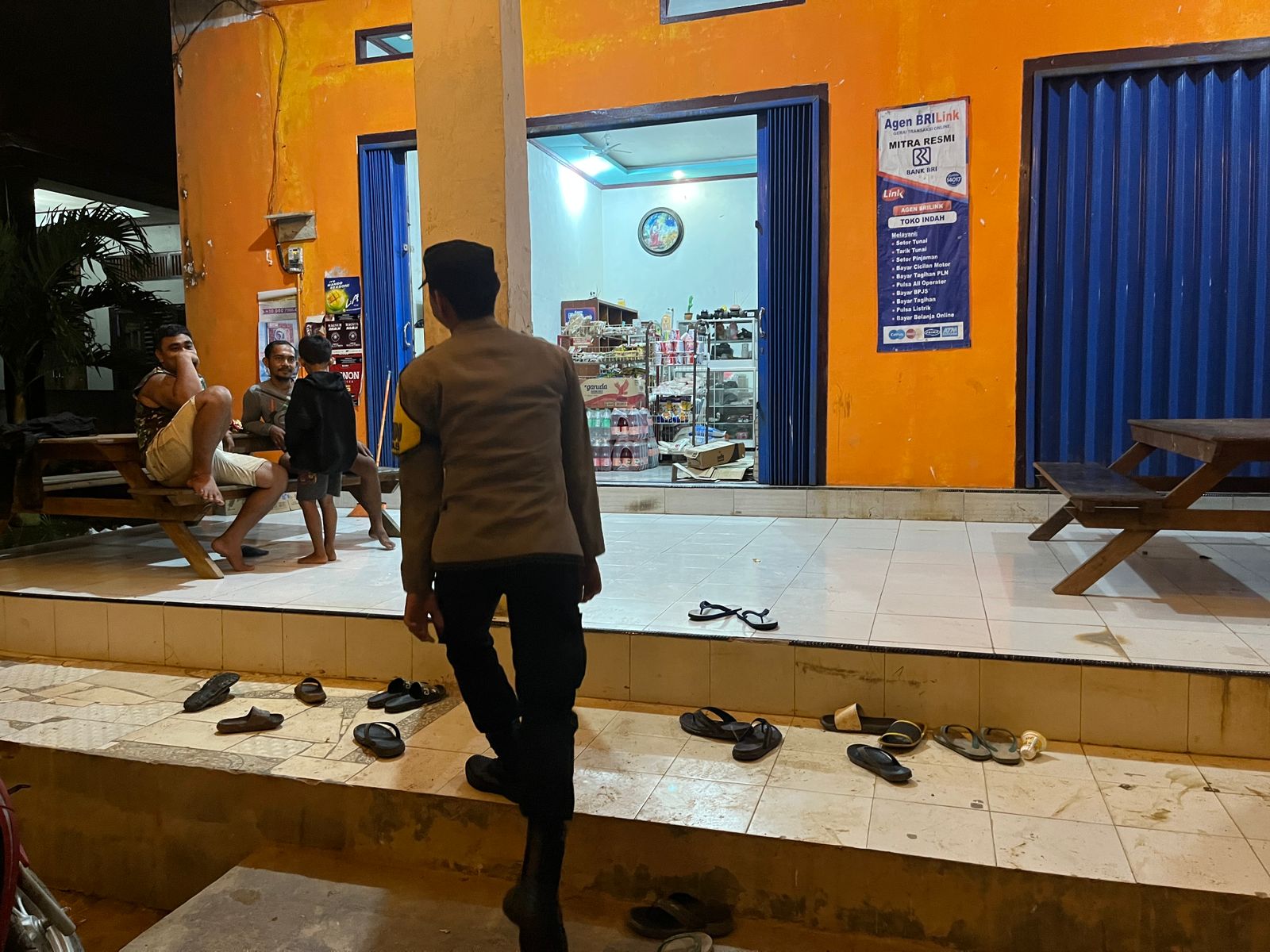 Piket Polsek Lamandau Sosialisasikan Penanggulangan Premanisme Berkedok Ormas