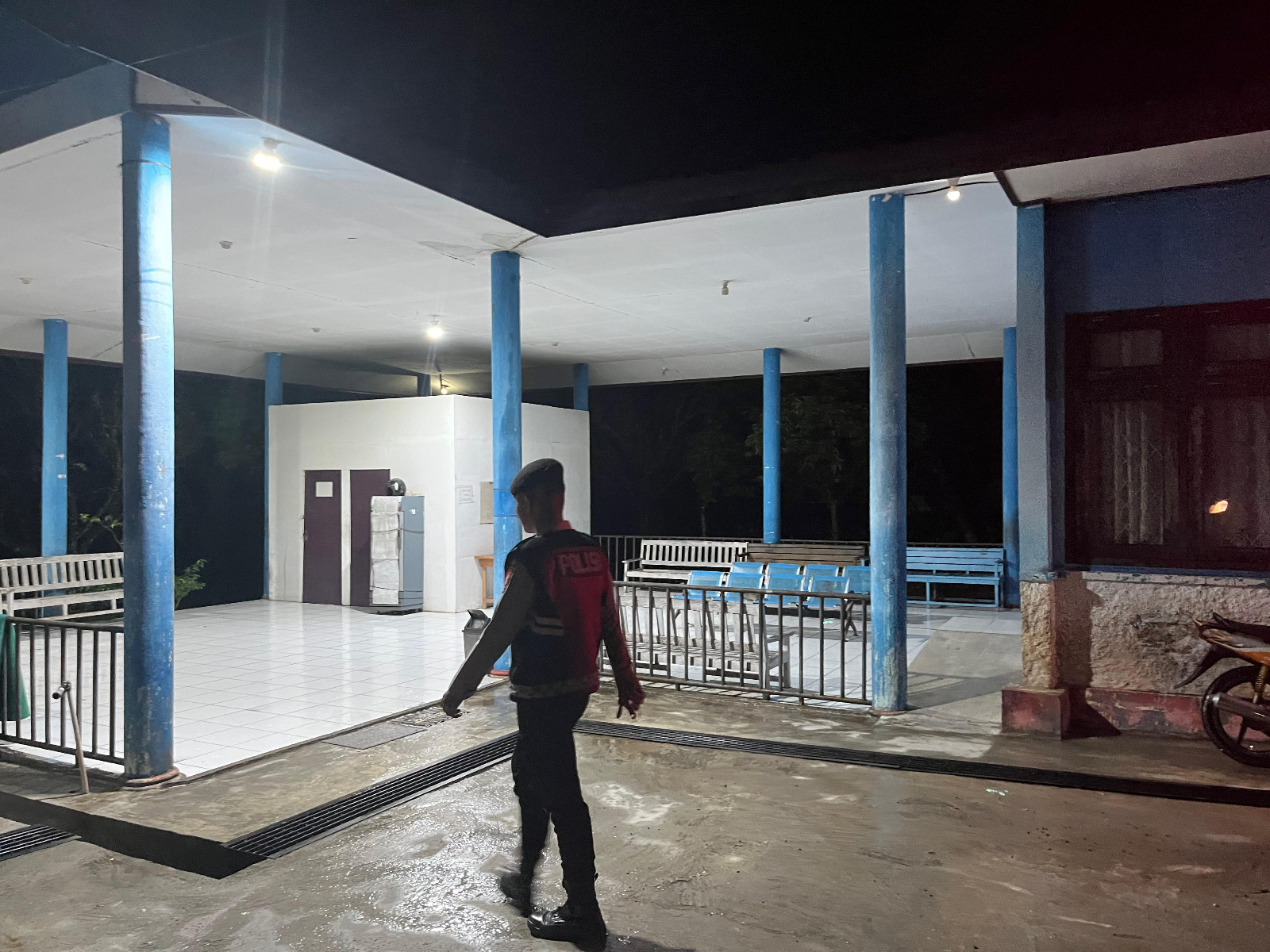 Satuan Samapta Patroli di Malam Hari Mencegah Gangguan Kamtibmas