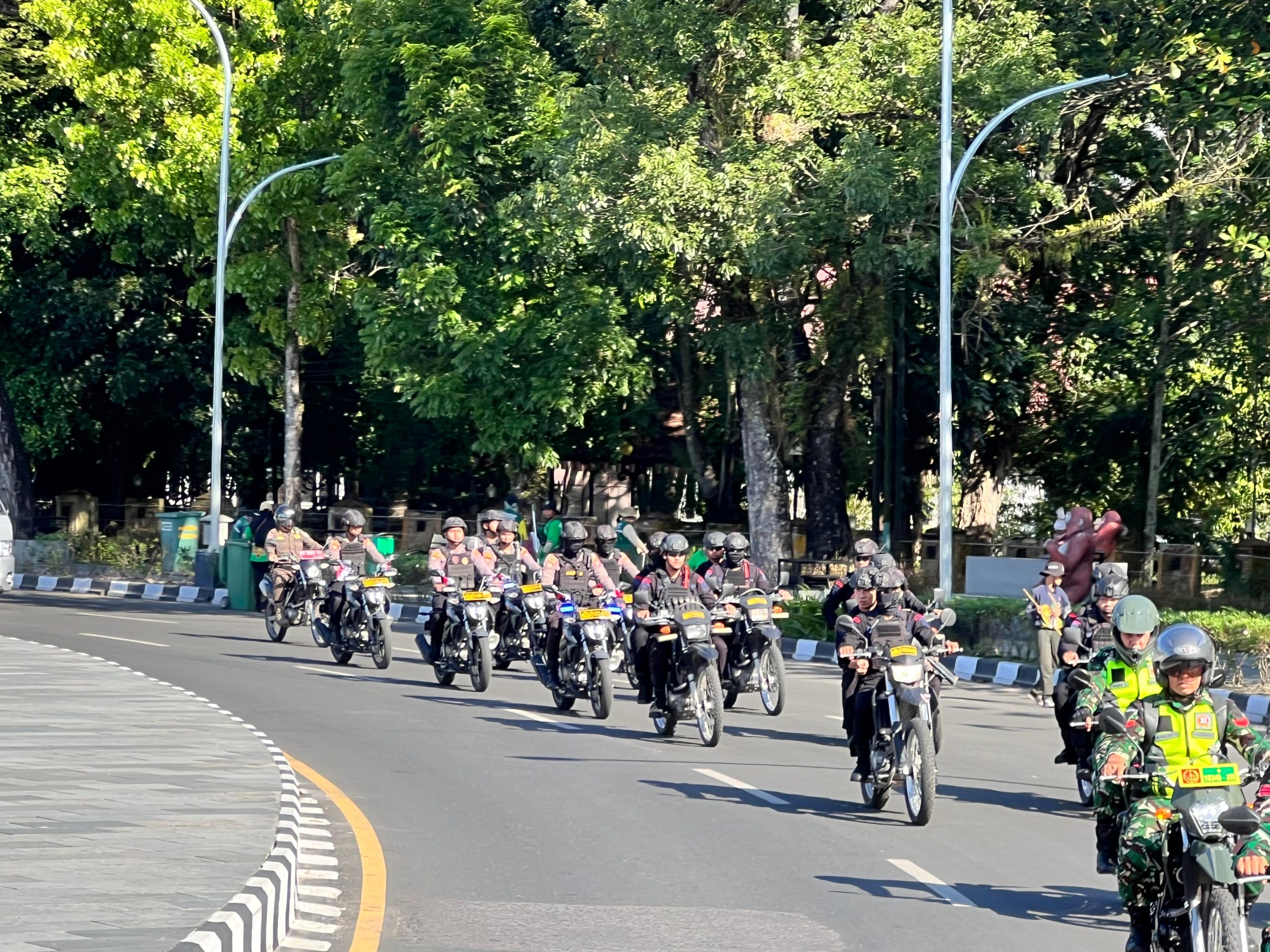 Pasca Demo Serentak, Ditsamapta Polda Kalteng Bersama TNI Dan Pemprov Daerah Gelar Patroli Gabungan Di Kota Palangka Raya