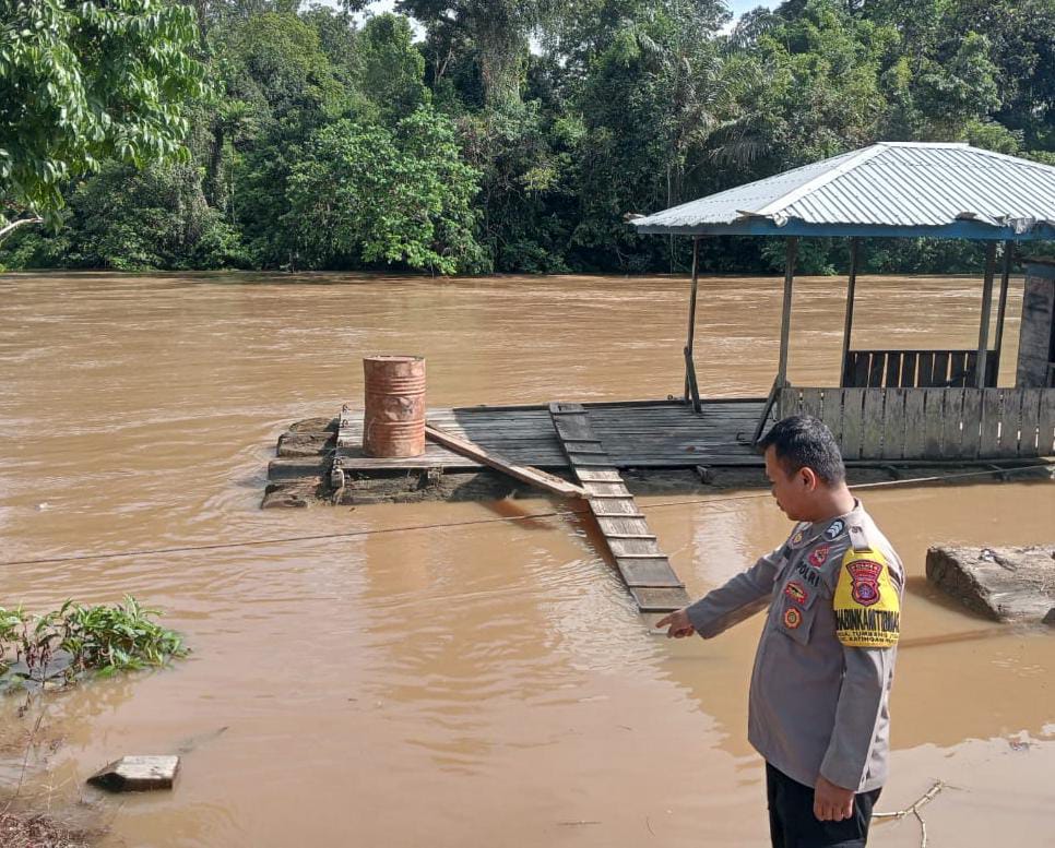 Debit Air terpantau normal , Polsek Katingan Hulu dan Bukit Raya Imbau Warga agar tetap selalu waspada.