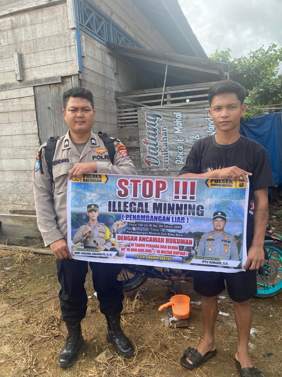 Bhabinkamtibmas Desa Tumbang Baraoi Sosialisasi tentang larangan Illegal Mining.