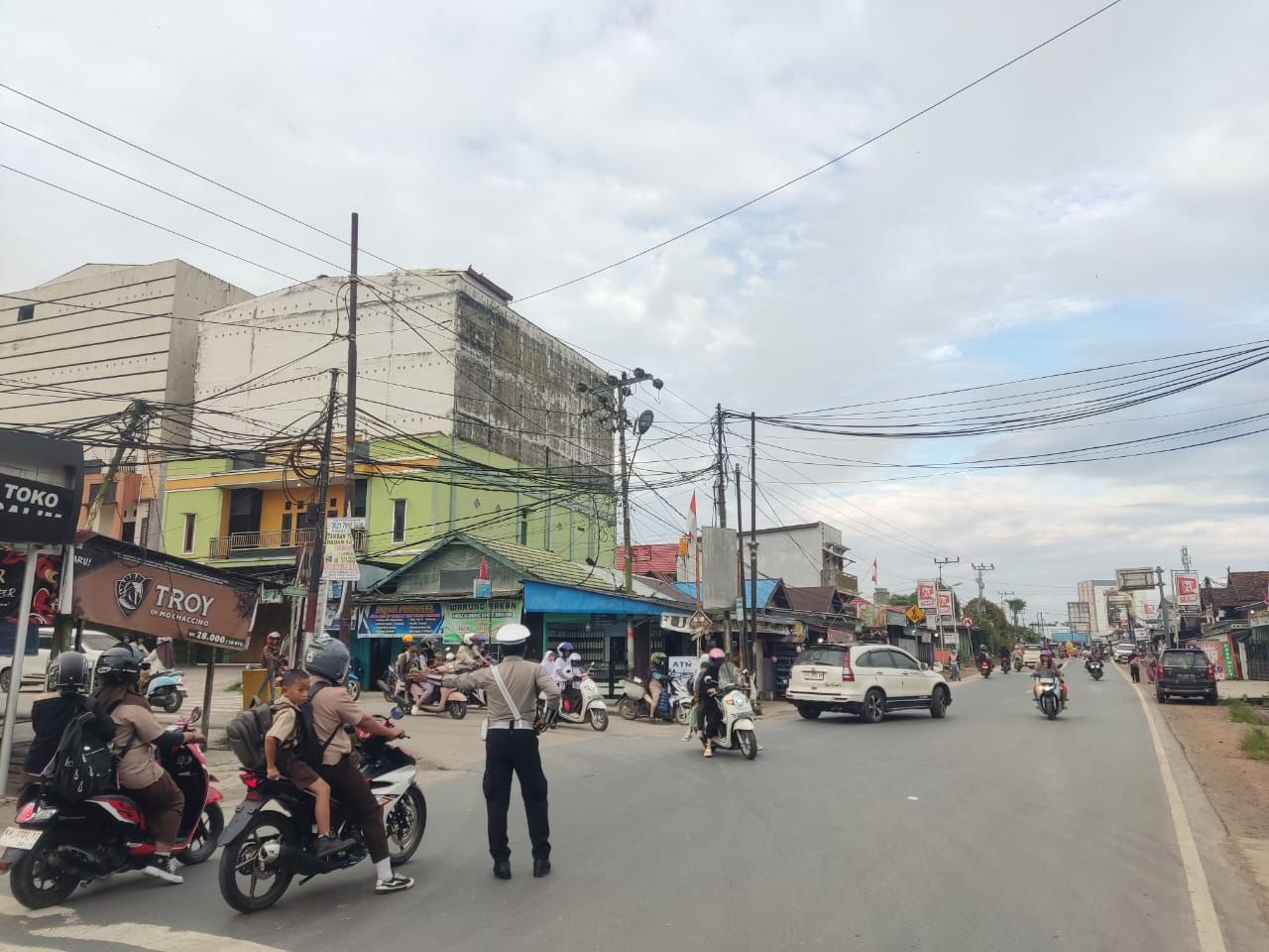 Pengaturan Pagi Di titik Rawan kepadatan arus lalulintas