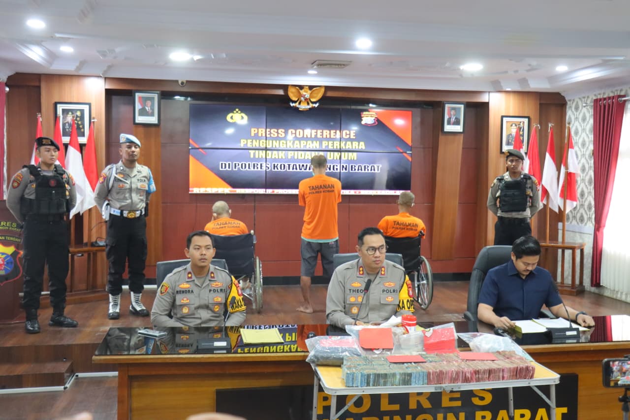 Kerap Beraksi Lintas Daerah, Polres Kobar Bekuk Tiga Pelaku Pencurian Uang 1 Milyar,