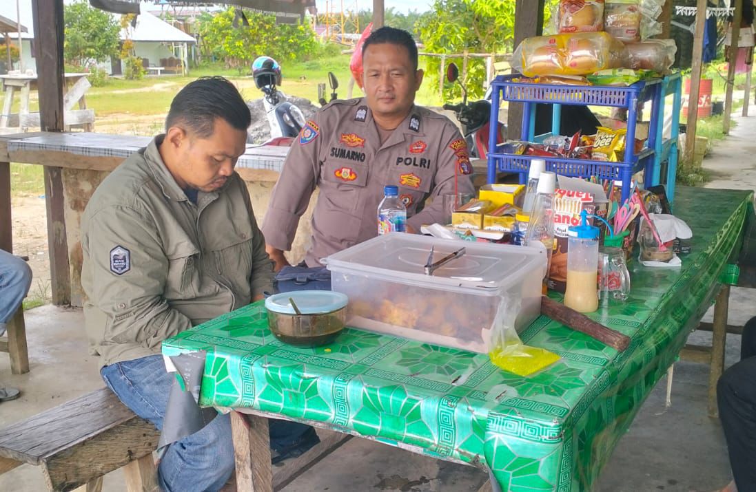 Ciptakan lingkungan sehat Polsek Tws Garing dan Pulau Malan sosialisasi Stop Karhutla.