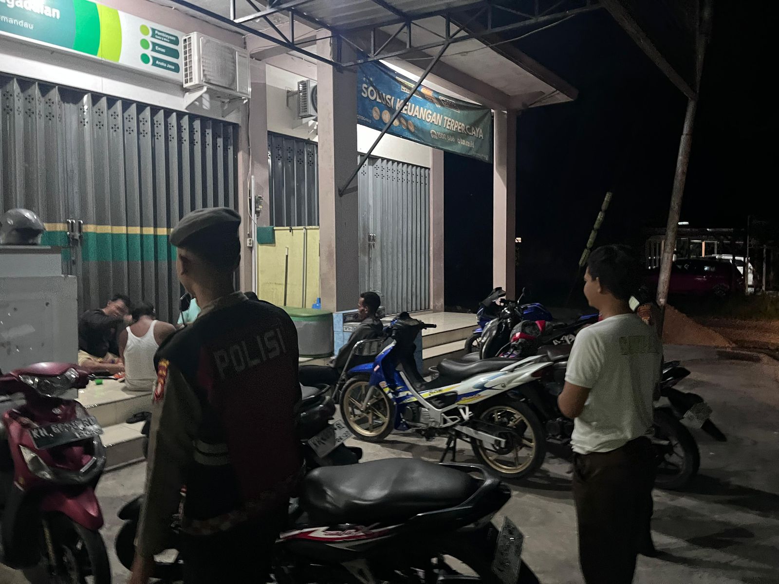 Sat Samapta Polres Lamandau Patroli Malam Hari, Jaga Kamtibmas dan sambang sejumlah Tempat