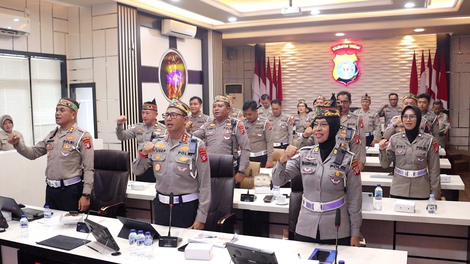 *Mantapkan Raih WBBM, Ditlantas Polda Kalteng Gelar Desk Evaluasi*