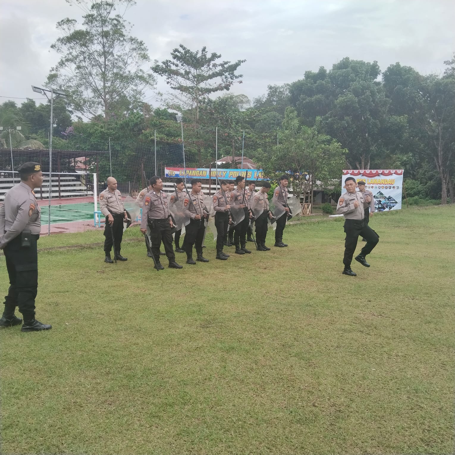 Sat Samapta Polres Lamandau Gelar Latihan Dalmas Rutin, Tingkatkan Kesiapan Personel