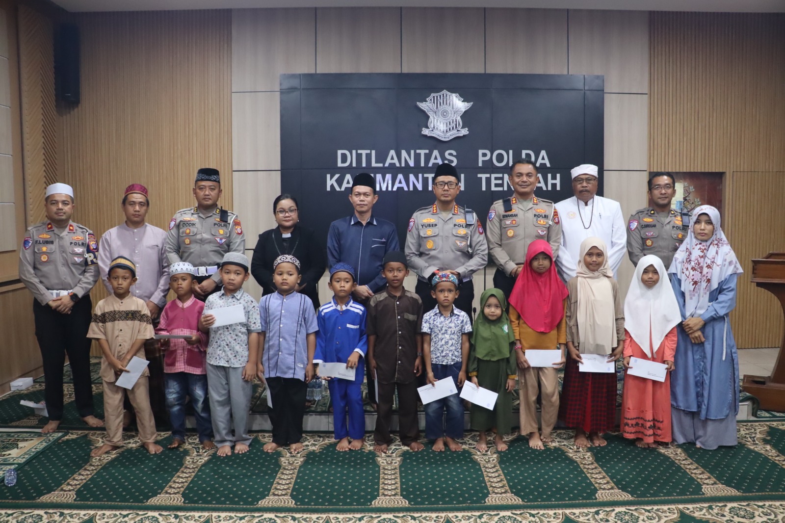 *Peringati Hari Lalu Lintas ke-70, Ditlantas Polda Kalteng Gelar Doa Lintas Agama*