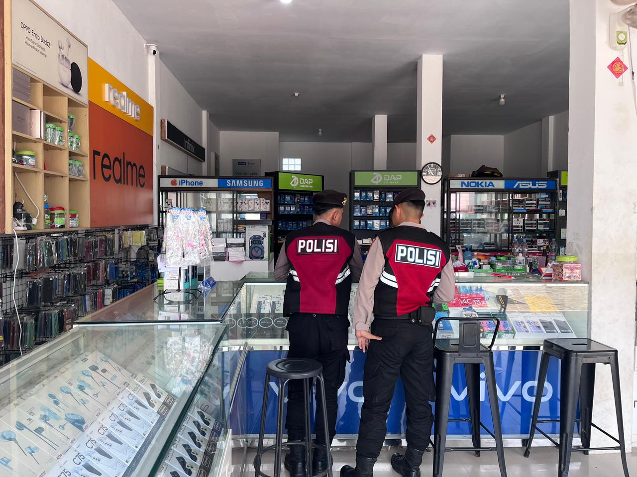 Sat Samapta Laksanakan Sambang Ke Pertokoan