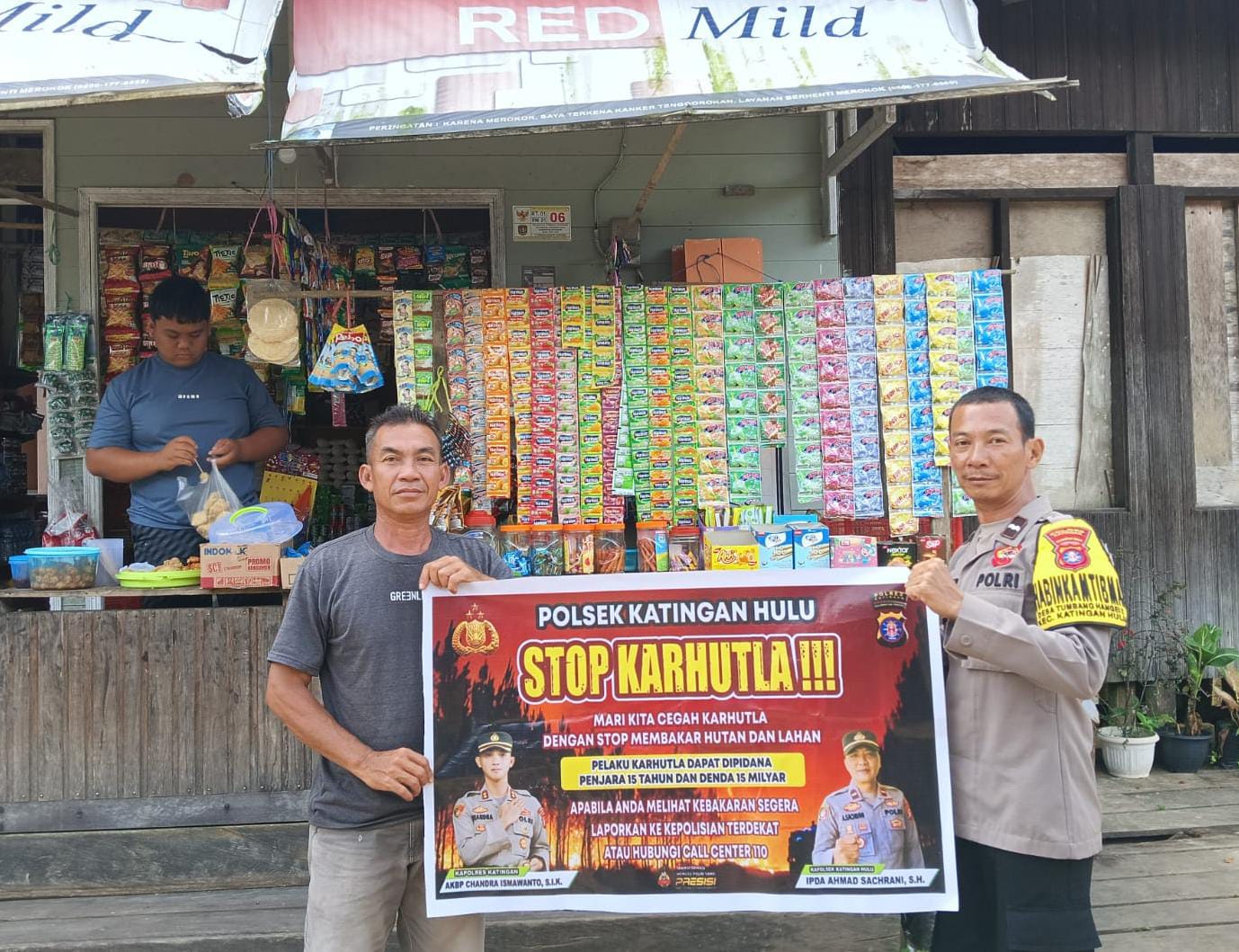 Ciptakan lingkungan sehat Polsek Katingan Hulu sosialisasi Stop Karhutla.