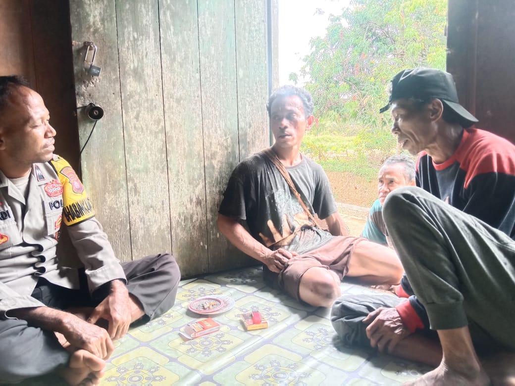 Bhabinkamtibmas Polsek Delang Sosialisasikan tentang Penanggulangan Premanisme Berkedok Ormas