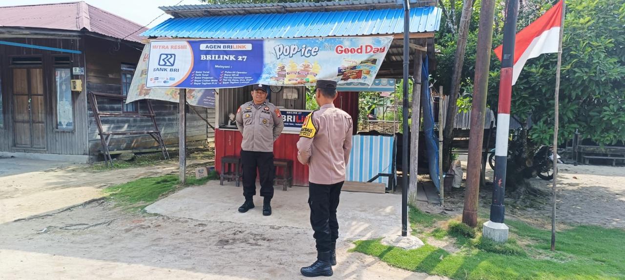 Patroli Dialogis, Polsek Tewang Sangalang Garing dan Pulau Malan Sampaikan Imbauan Kepada Warga.