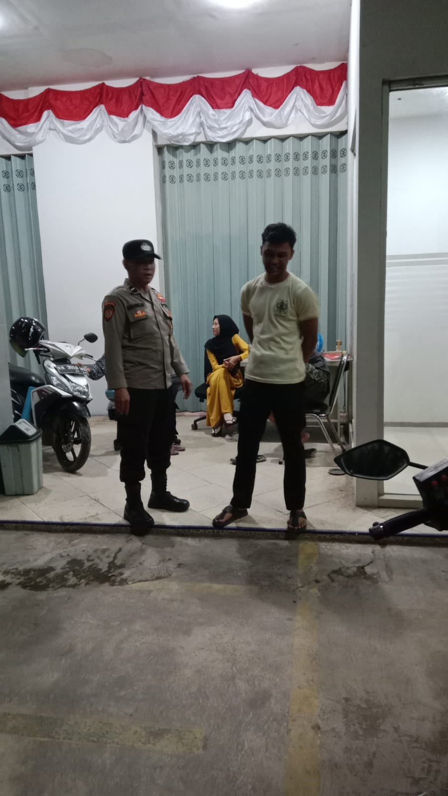 Polsek Bulik Patroli Sambangi Satpam Bank BNI