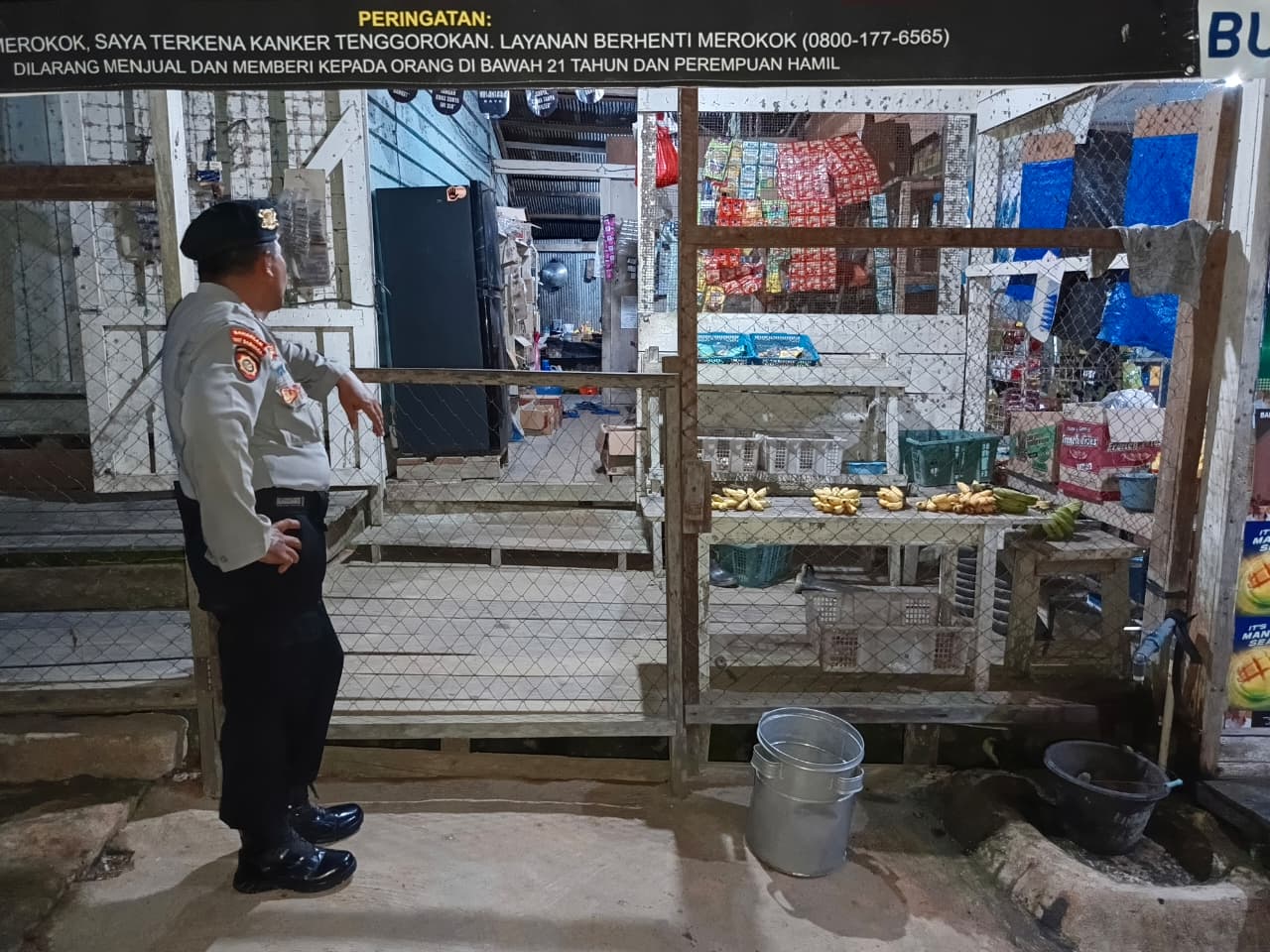 Piket Polsek Delang Silaturahmi Ke Masyarakat