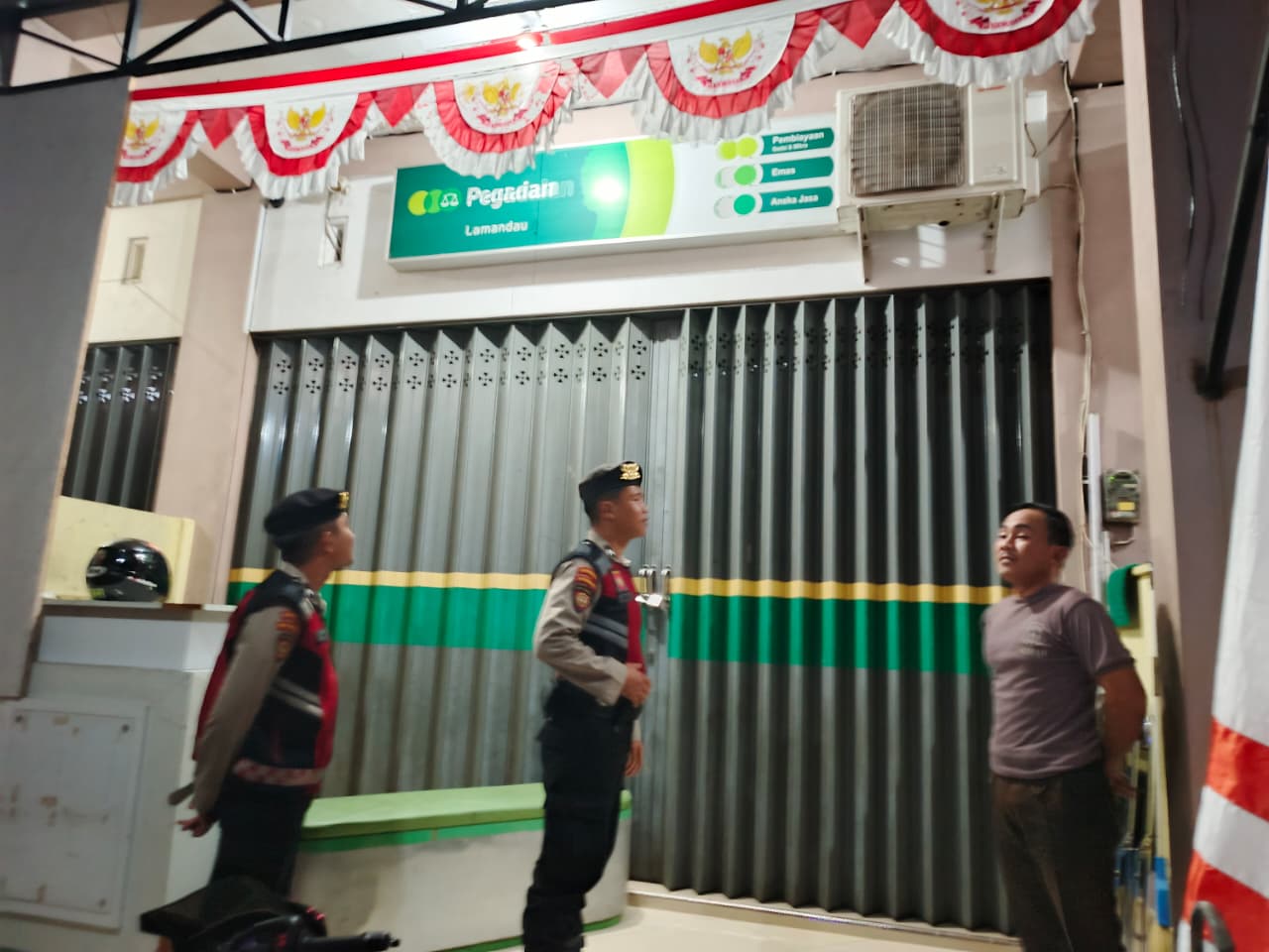 Sat Samapta Polres Lamandau Patroli Malam Hari, Jaga Kamtibmas dan sambang sejumlah Tempat