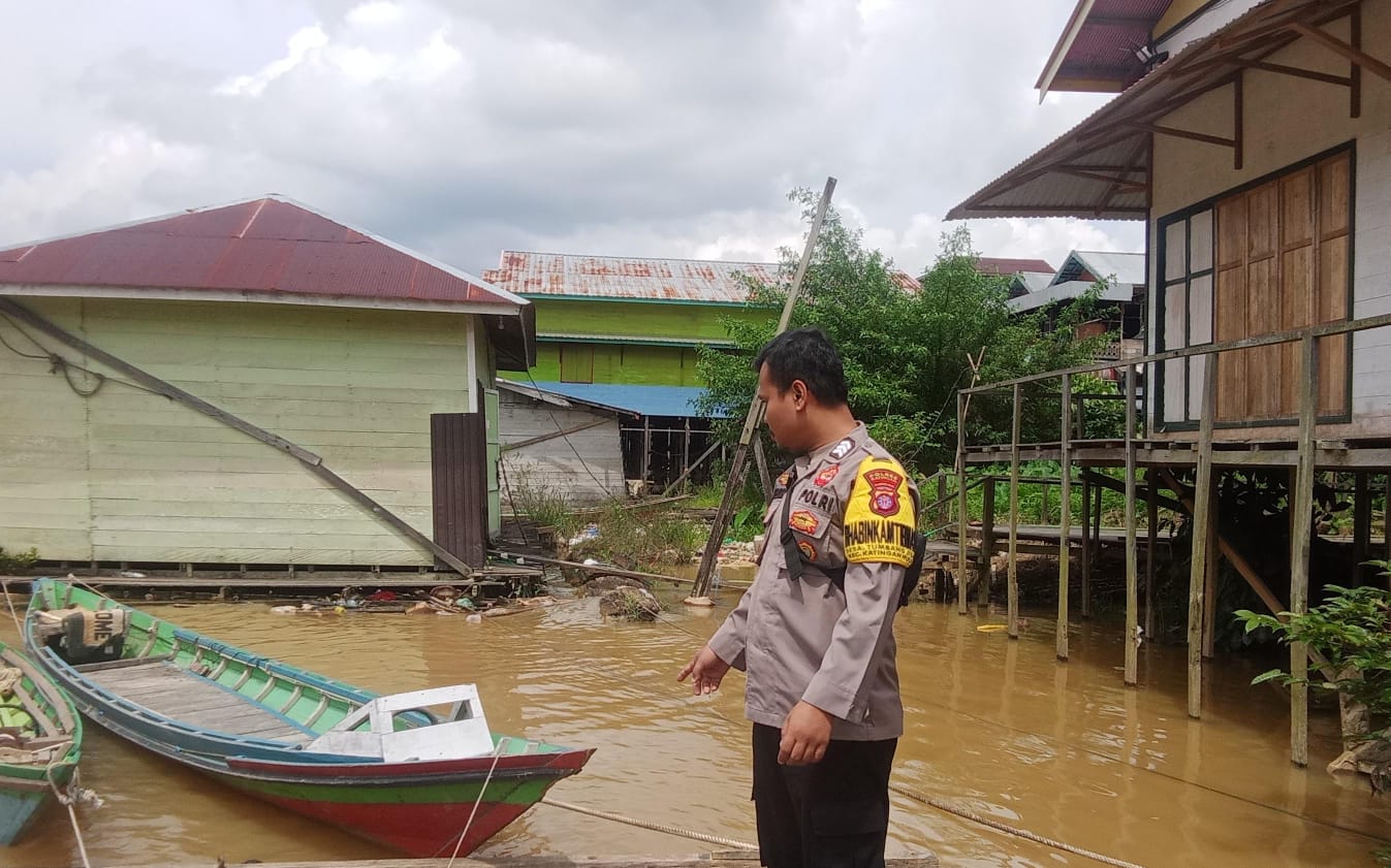 Debit Air terpantau normal , Polsek Katingan Hulu dan Bukit Raya Imbau Warga agar tetap selalu waspada.
