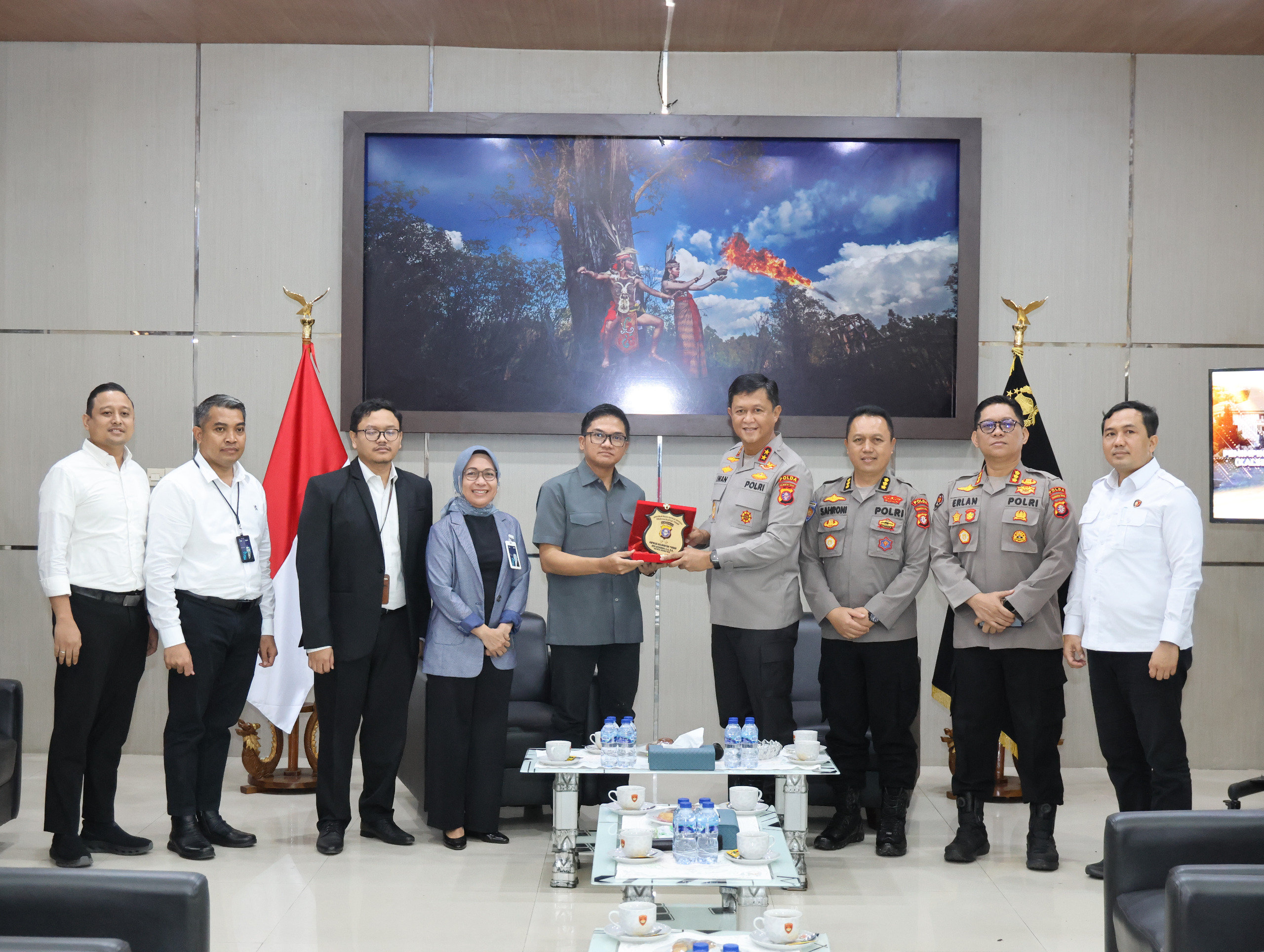 Perkuat Kerjasama, Kapolda Kalteng Sambut Hangat Audiensi RCEO BRI Regional Kalimantan