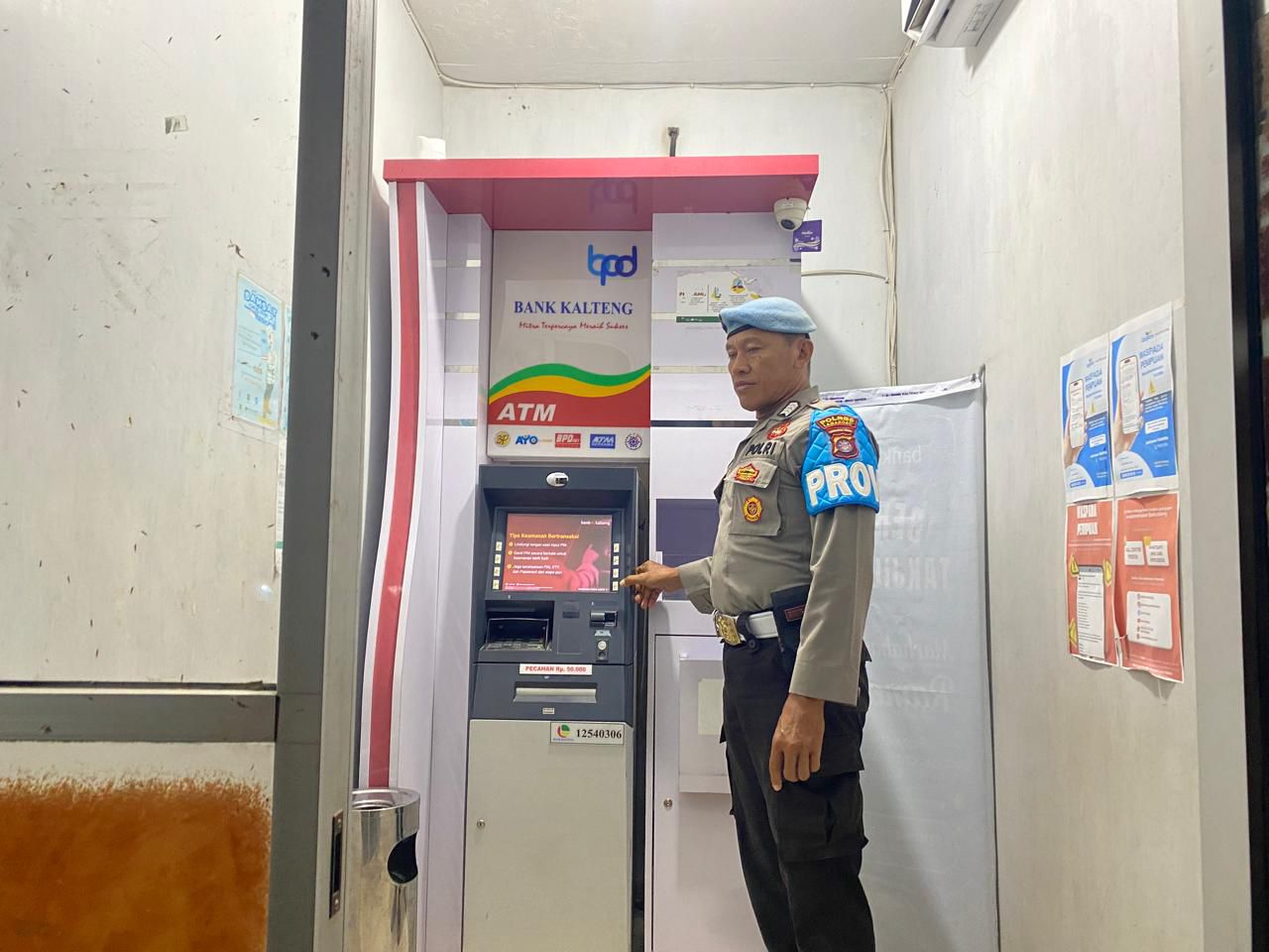 Piket Polsek Patroli dimalam hari ke Perbankan Atm