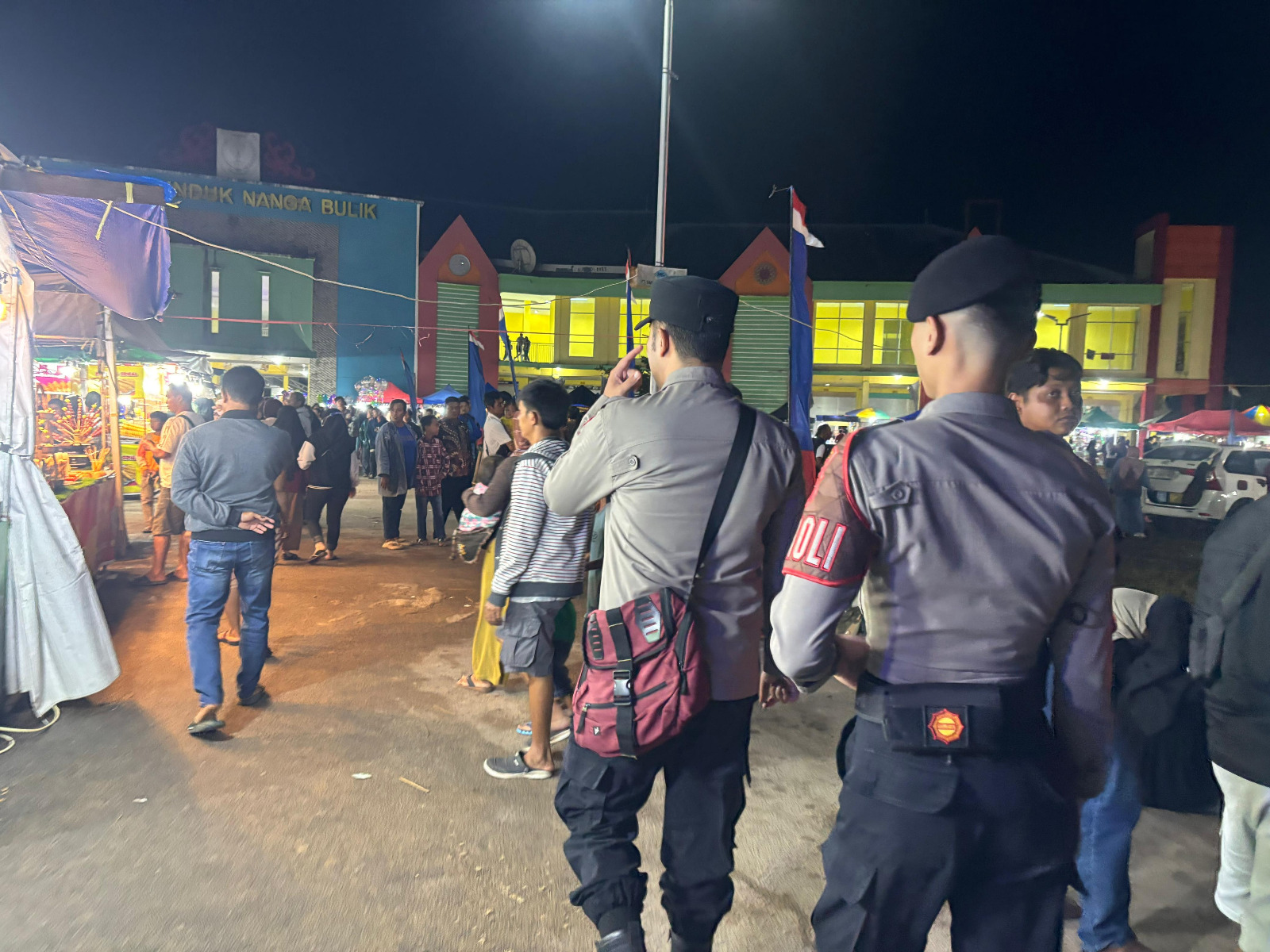 Piket Polsek laksanakan Patroli di Pasar di Wilkum Polsek Bulik