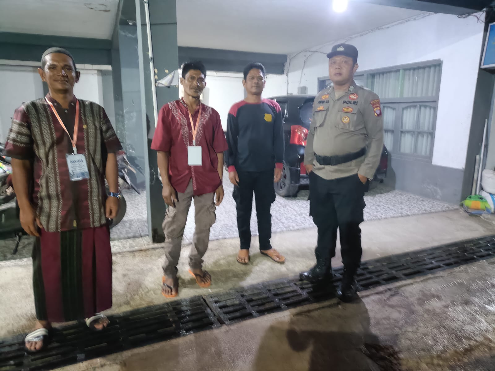 Bhabinkamtibmas Polsek Bulik Sosialisasikan Tentang Layanan Hotline 110 kepada Masyarakat