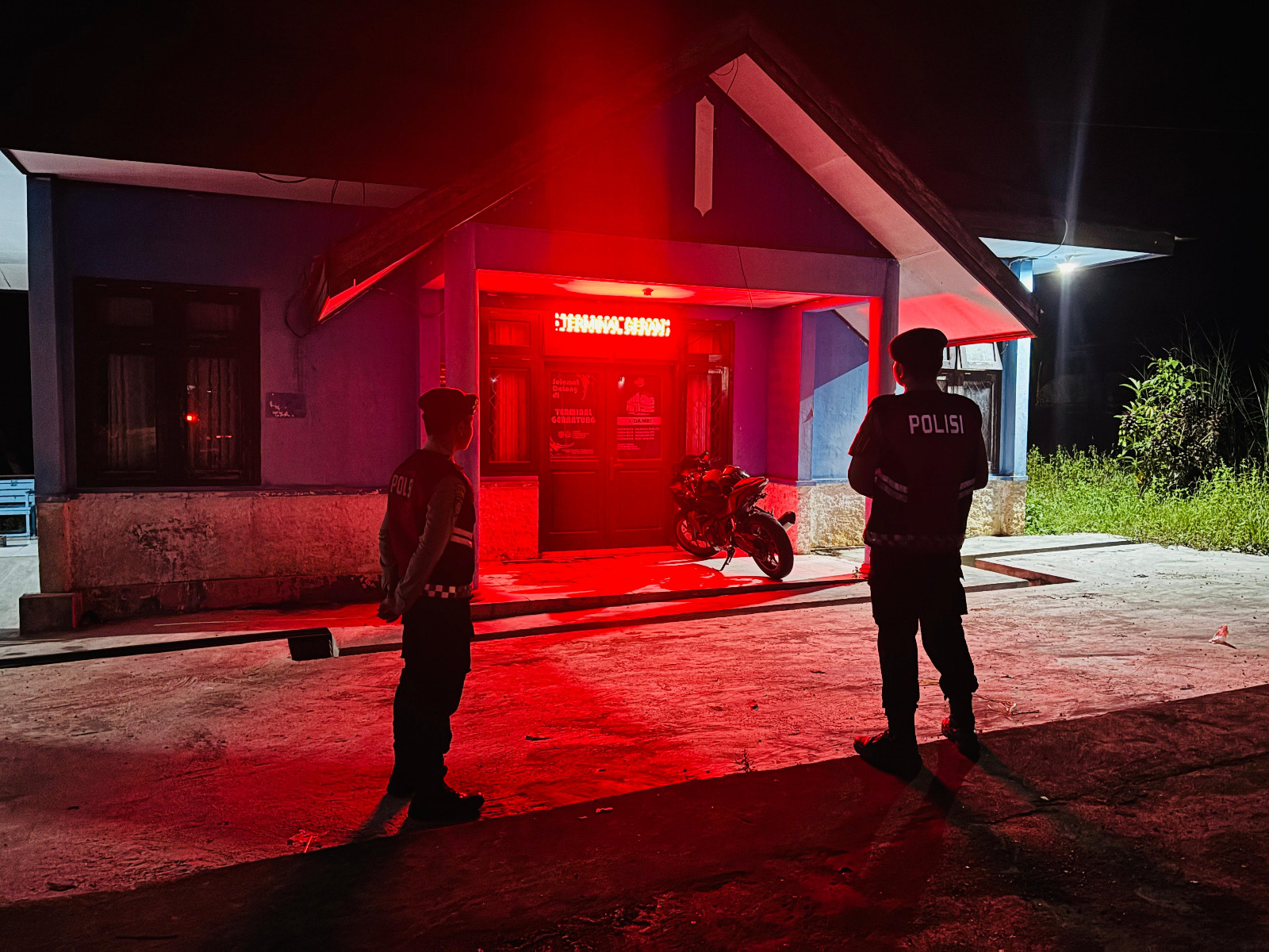 Sat Samapta Polres Lamandau Patroli Malam Hari, Jaga Kamtibmas dan sambang sejumlah Tempat