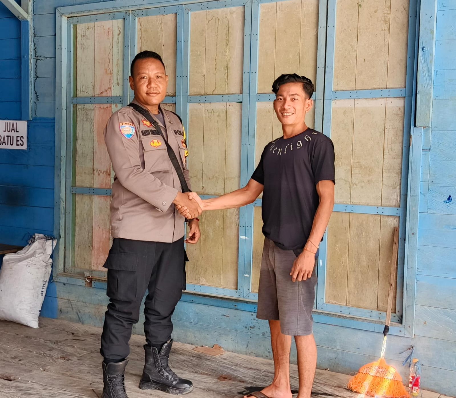 BHABINKAMTIBMAS POLSEK KATINGAN HULU MELAKSANAKAN SAMBANG KEPADA WARGA MASYARAKAT