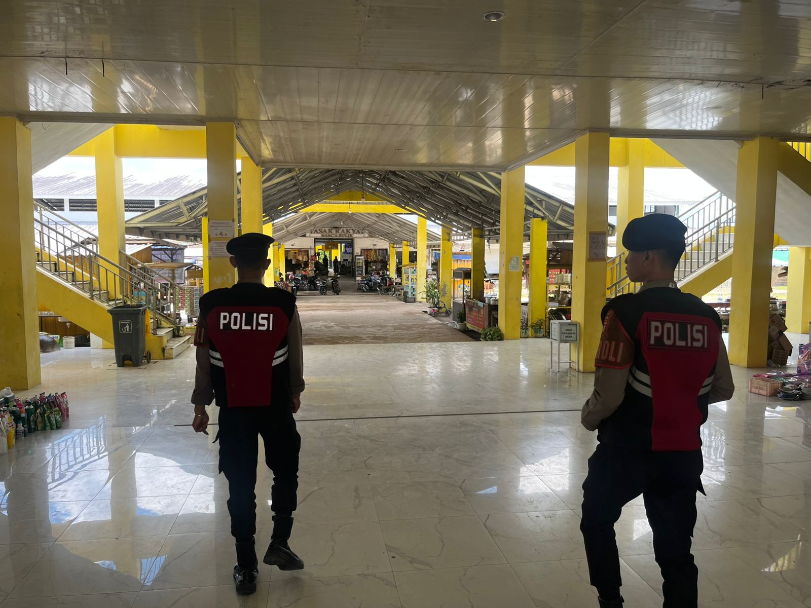 Satuan Samapta Patroli di Pasar Wilayah Hukum Polres Lamandau