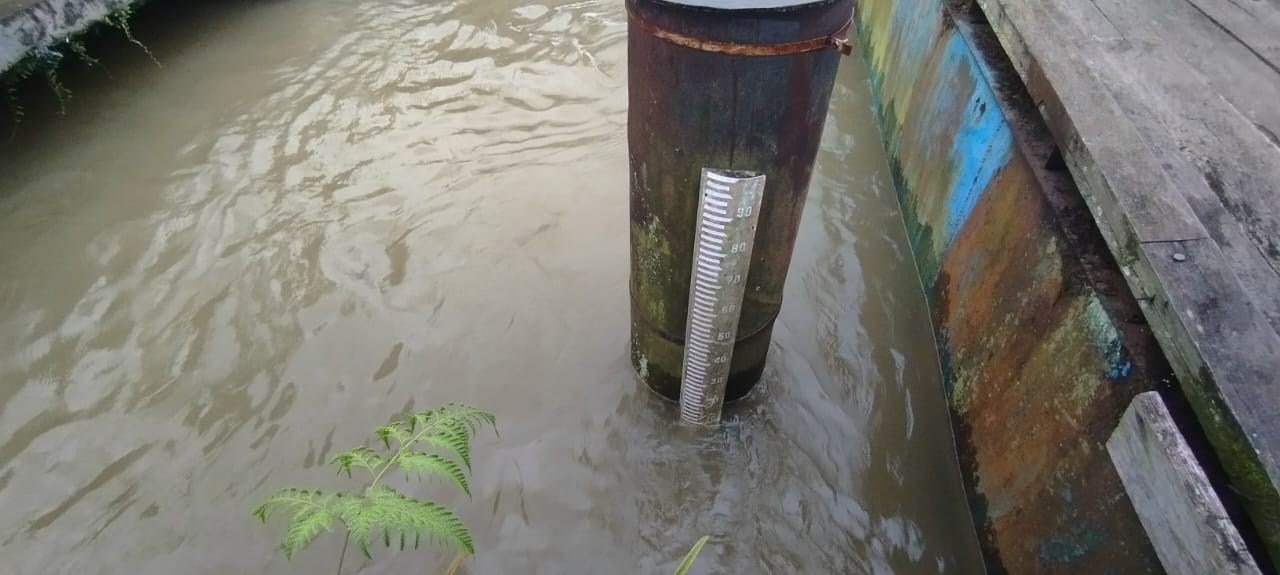 Piket Polsek Cek Debit Air Sungai Lamandau