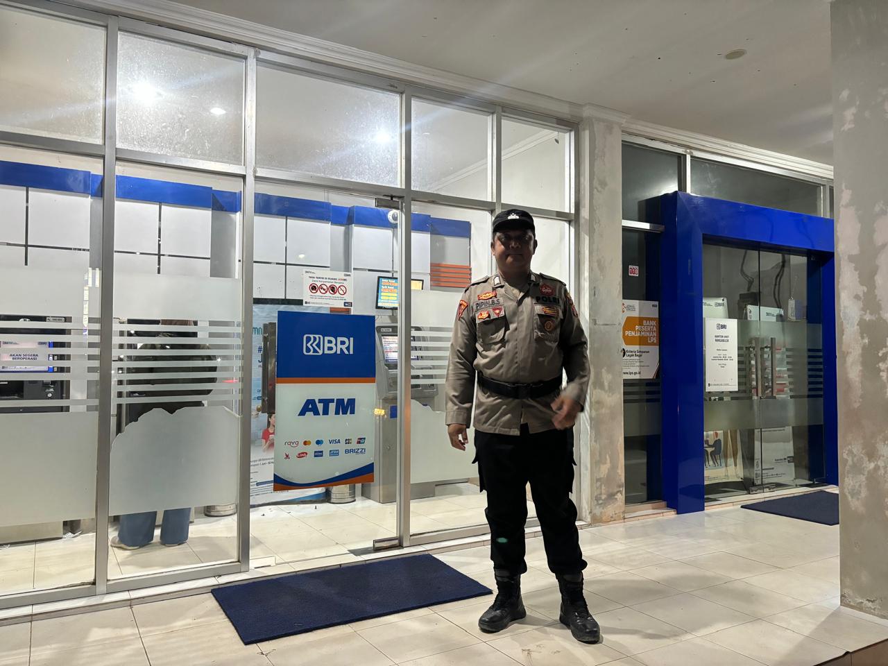 Piket Malam Polsek Bulik Patroli ke Perbankan (ATM) diwilkum Polsek Bulik