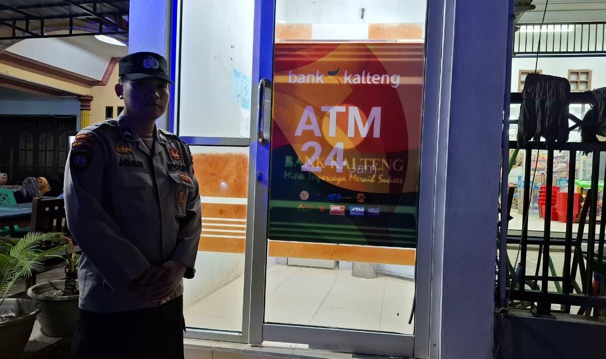 Piket Polsek Patroli dimalam hari ke Perbankan Atm