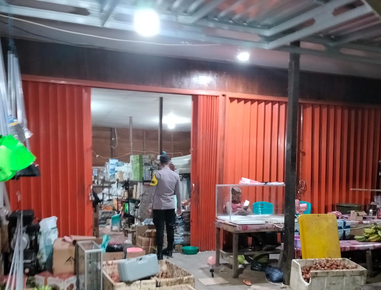 Piket Polsek Delang melaksanakan patroli diwilkum Polsek Delang