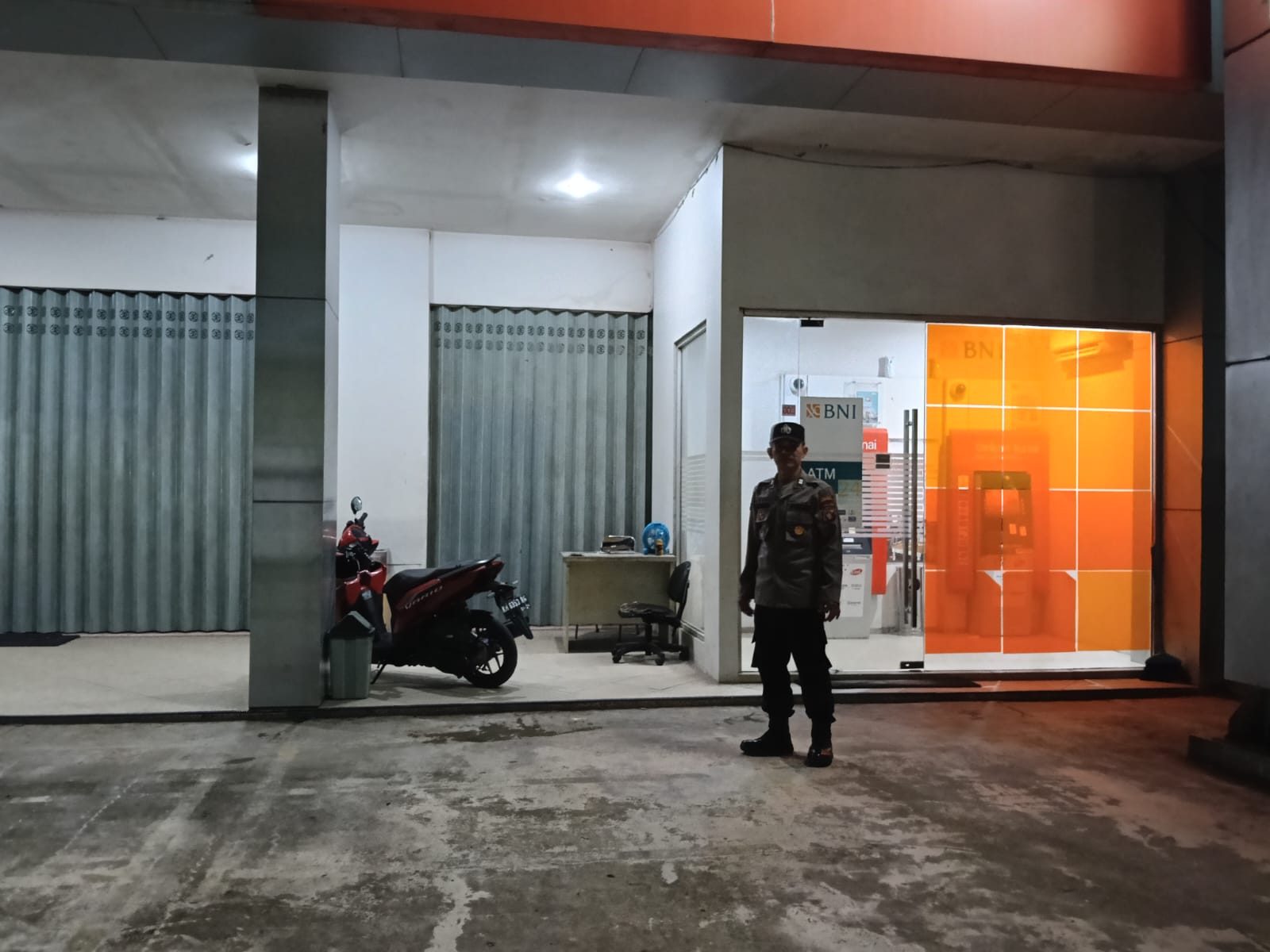 Piket Malam Polsek Bulik Patroli ke Perbankan (ATM) diwilkum Polsek Bulik