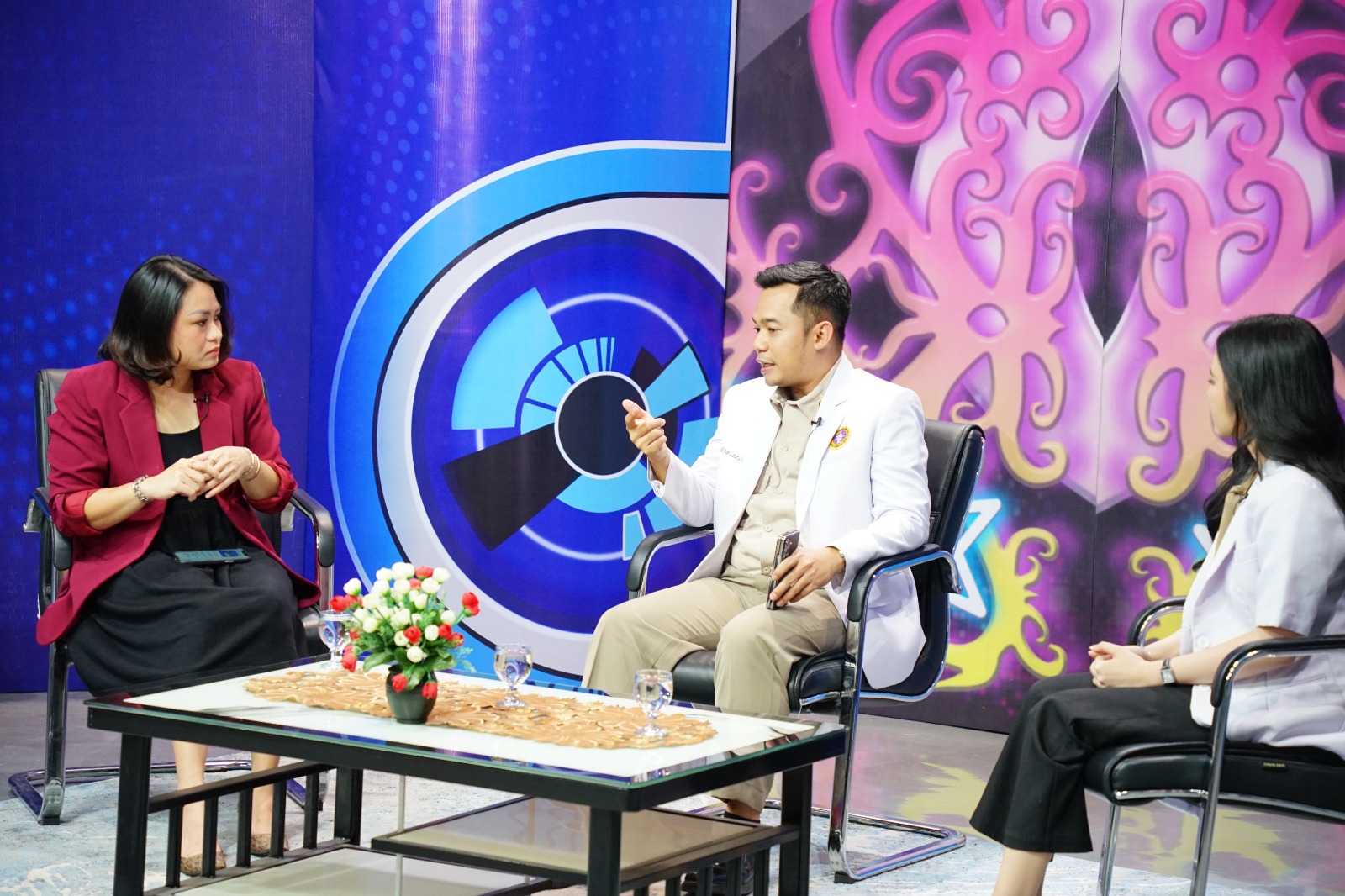 Jadi Narasumber Program Kalteng Bicara TVRI, Rumkit Bhayangkara Sampaikan Bahaya Rokok Elektrik Bagi Tubuh Manusia