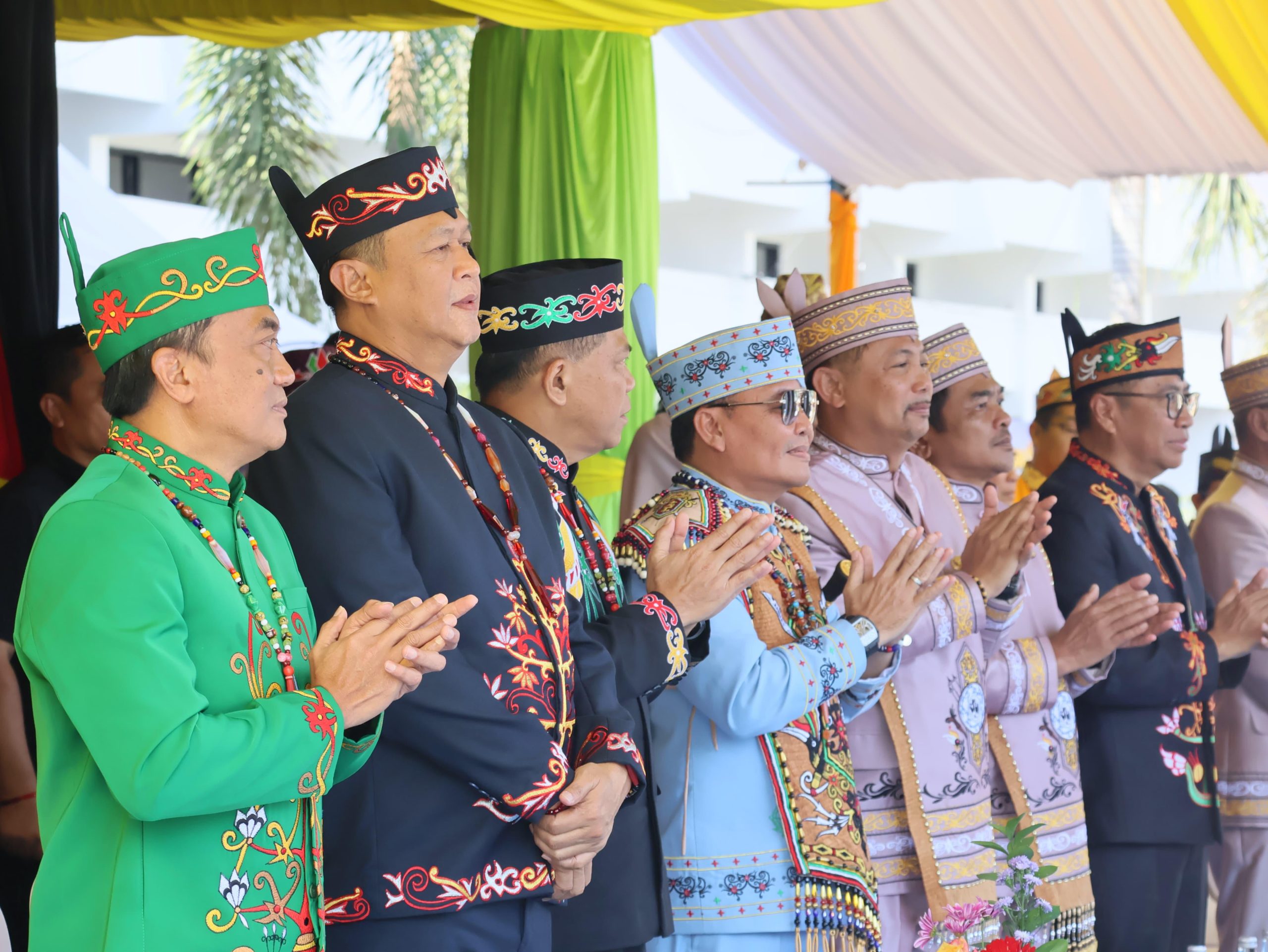 Pererat Kebersamaan, Kapolda Kalteng Bersama Gubernur Hadiri Upacara Peringatan Hari Jadi Kabupaten Barsel Ke-66