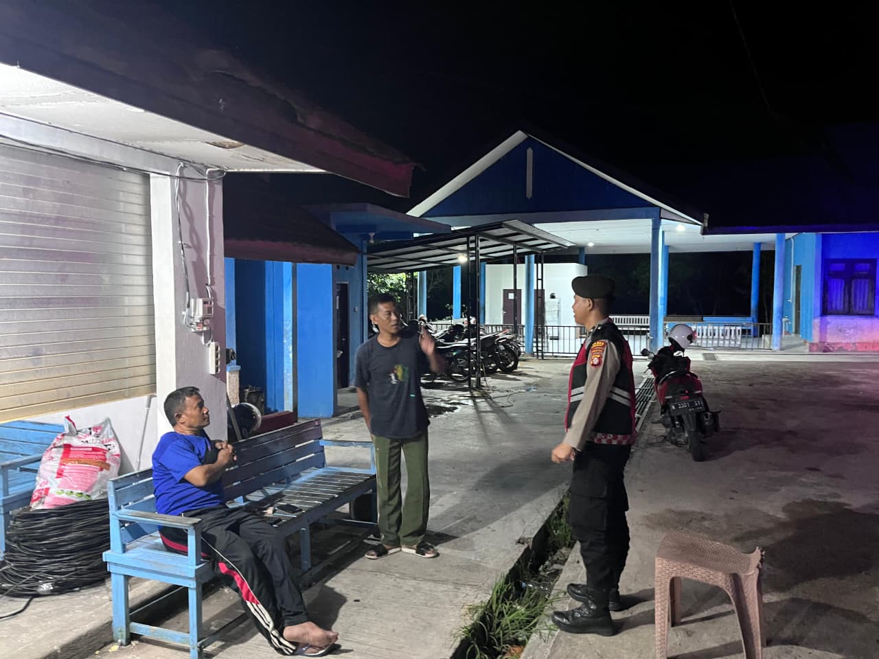 Satuan Samapta Patroli di Malam Hari Mencegah Gangguan Kamtibmas